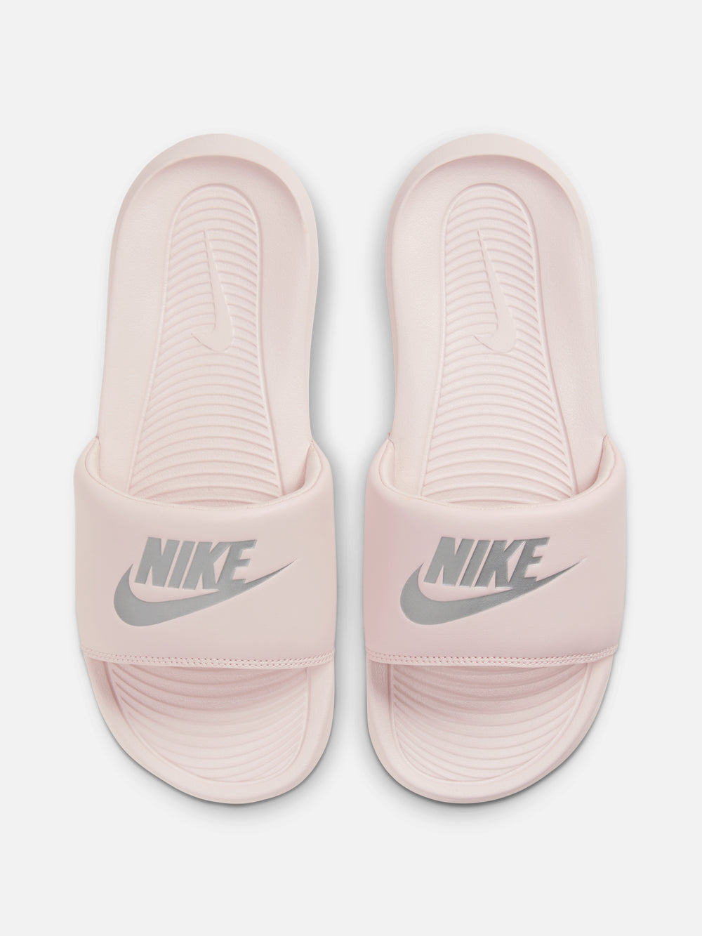 WOMENS NIKE VICTORI ONE SLIDES - BARELY ROSE/METALIC SILVER