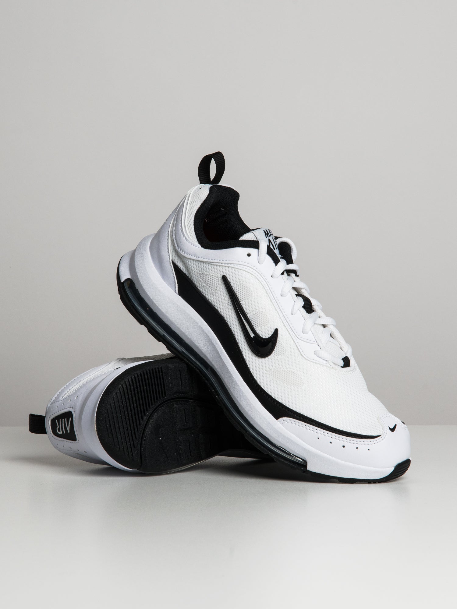 Air max on outlet clearance