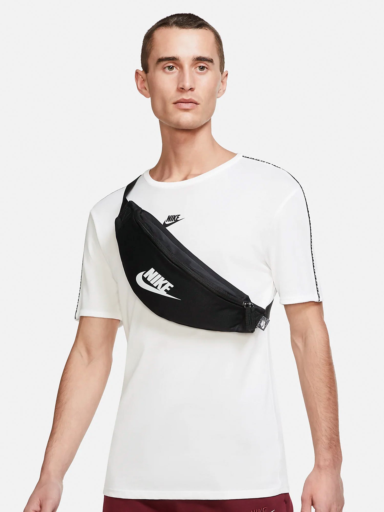 Nike fanny pack online near me