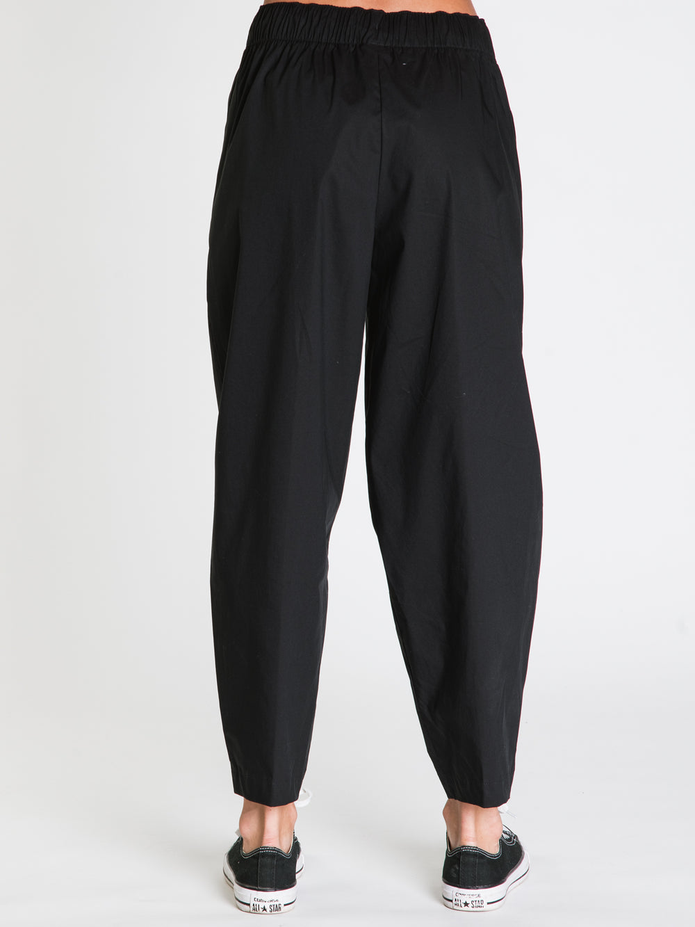 NIKE ESSENTIALS STRETCH WOVEN PANT  - CLEARANCE