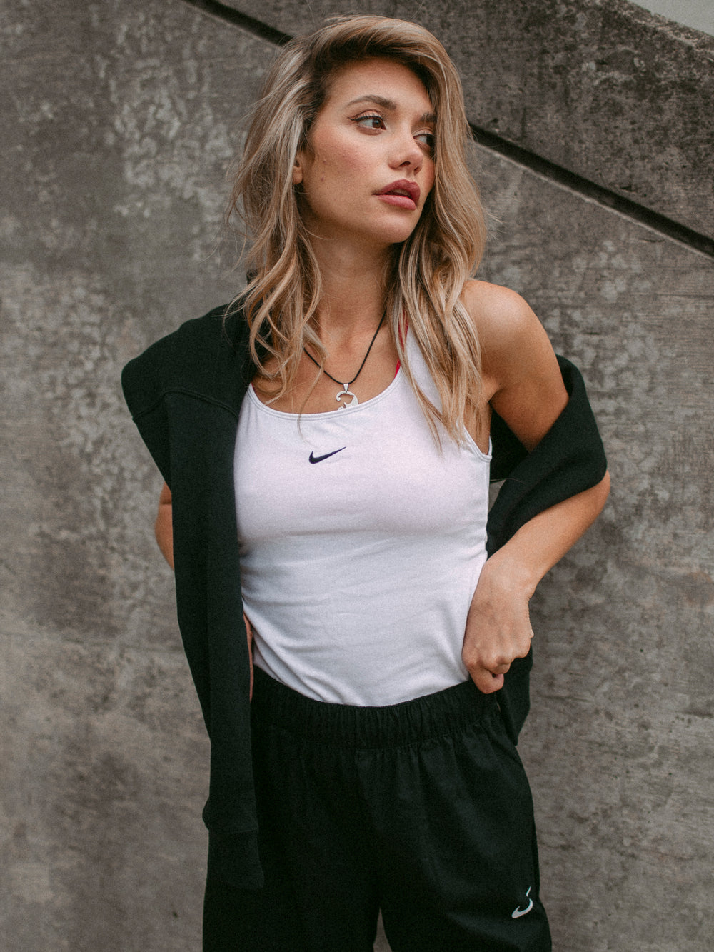 NIKE ESSENTIALS SWOOSH CAMI  - CLEARANCE