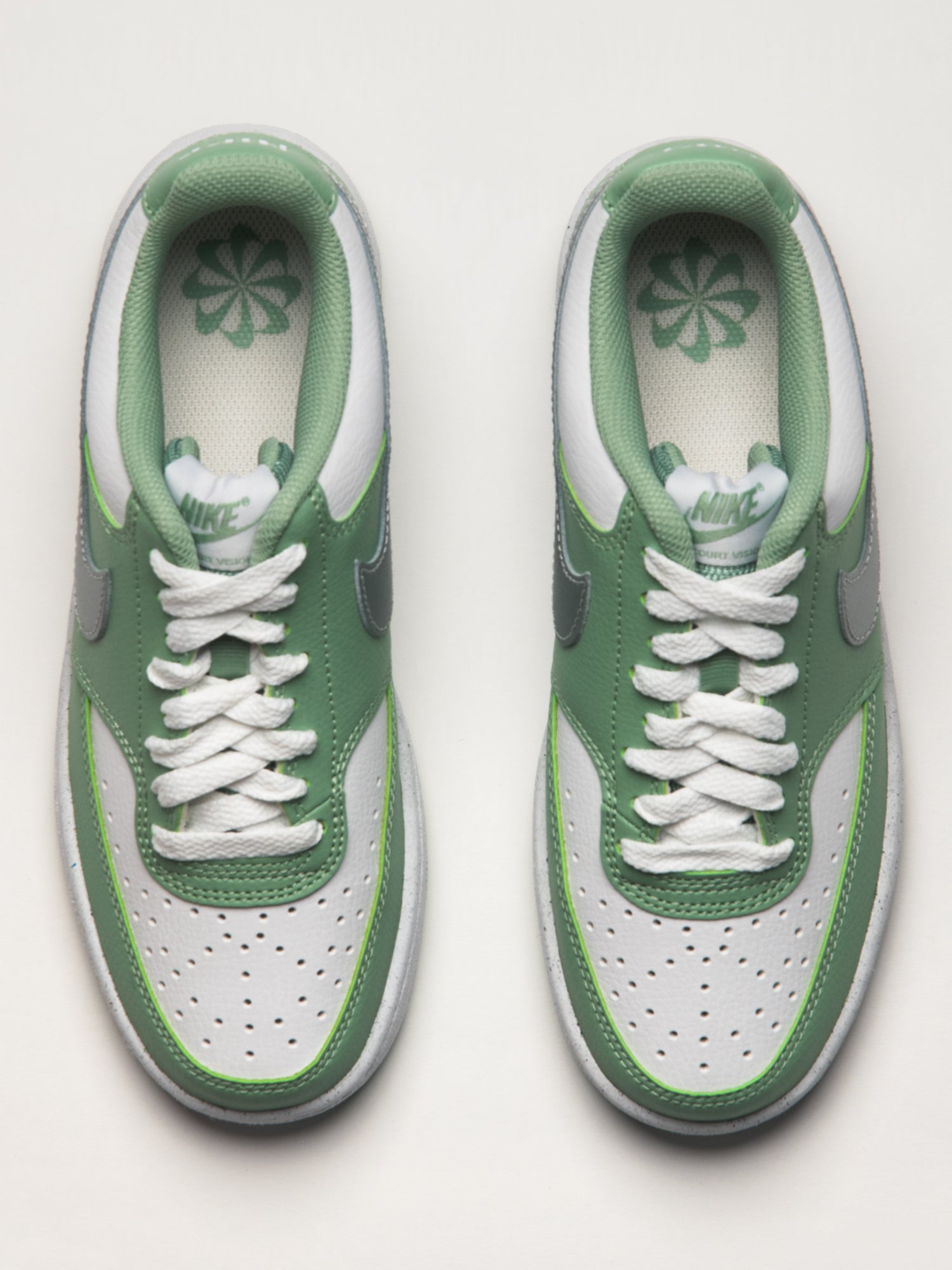 WOMENS NIKE COURT VISION LOW NEXT NATURE SNEAKER - WHITE/GREEN