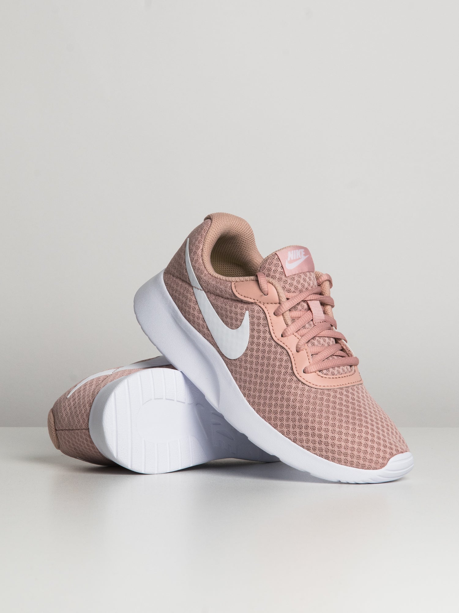 Nike tanjun slip outlet womens running shoes