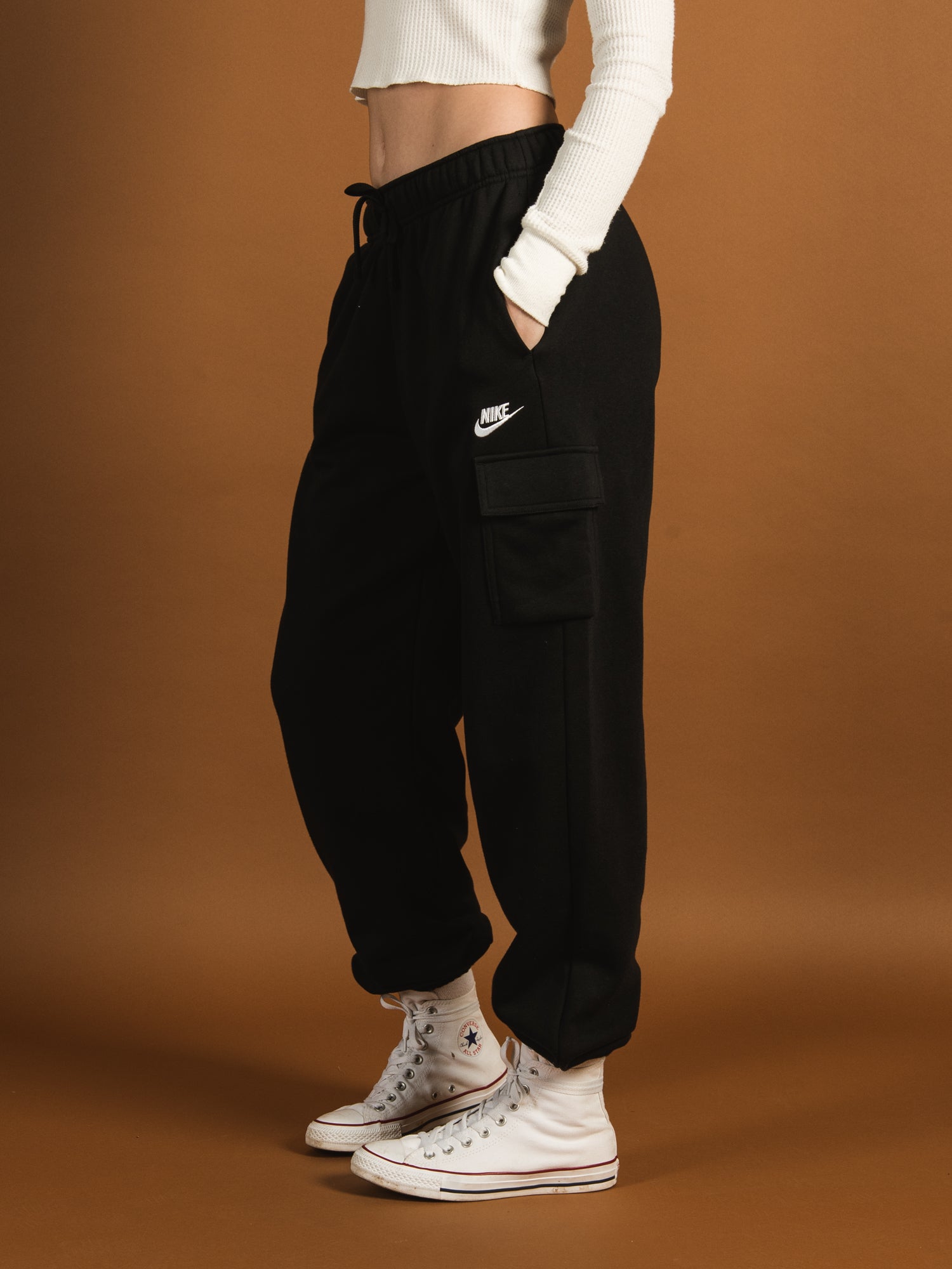 Nike cargo sweatpants women's new arrivals