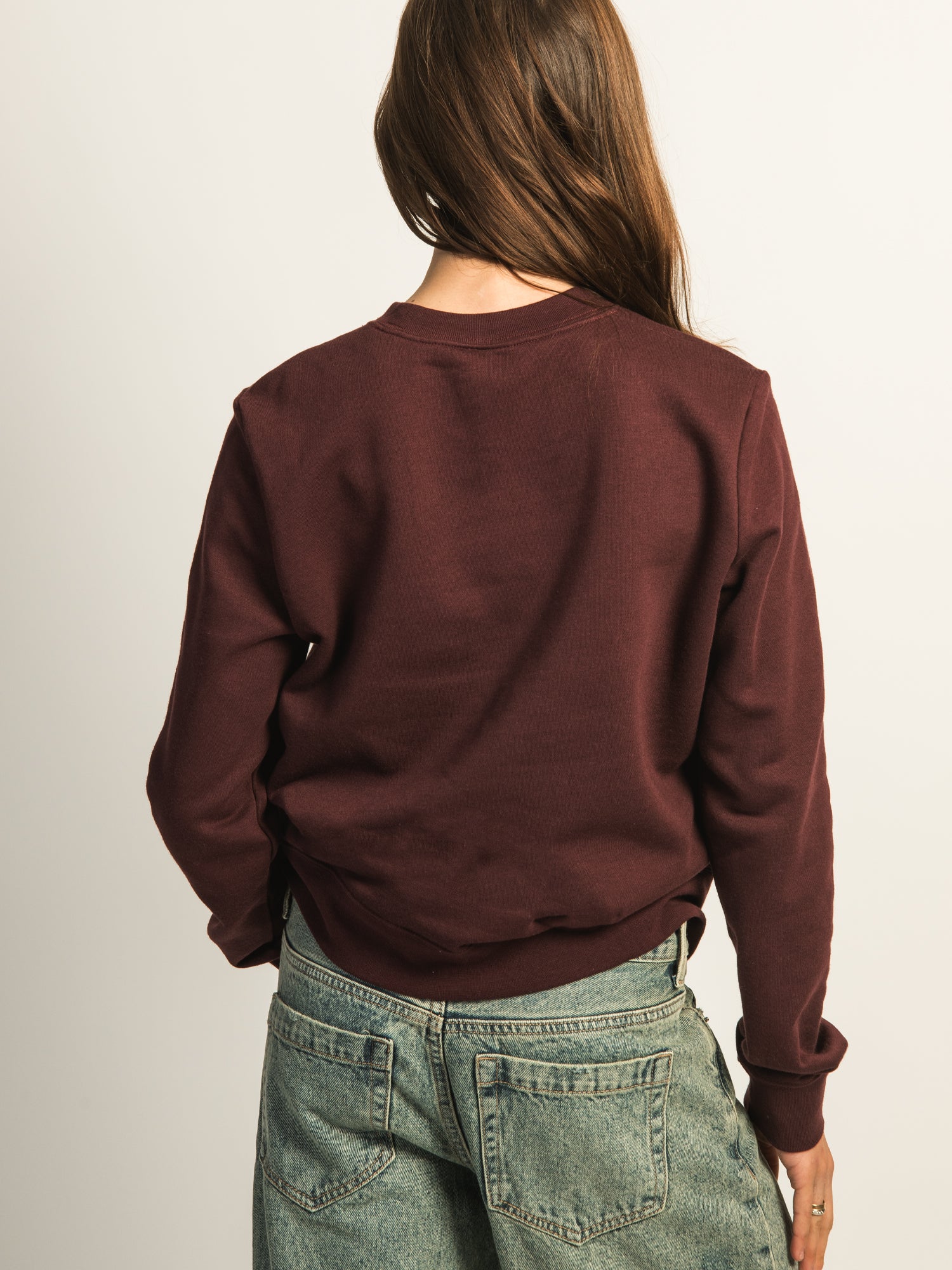 nike essential crew sweatshirt burgundy