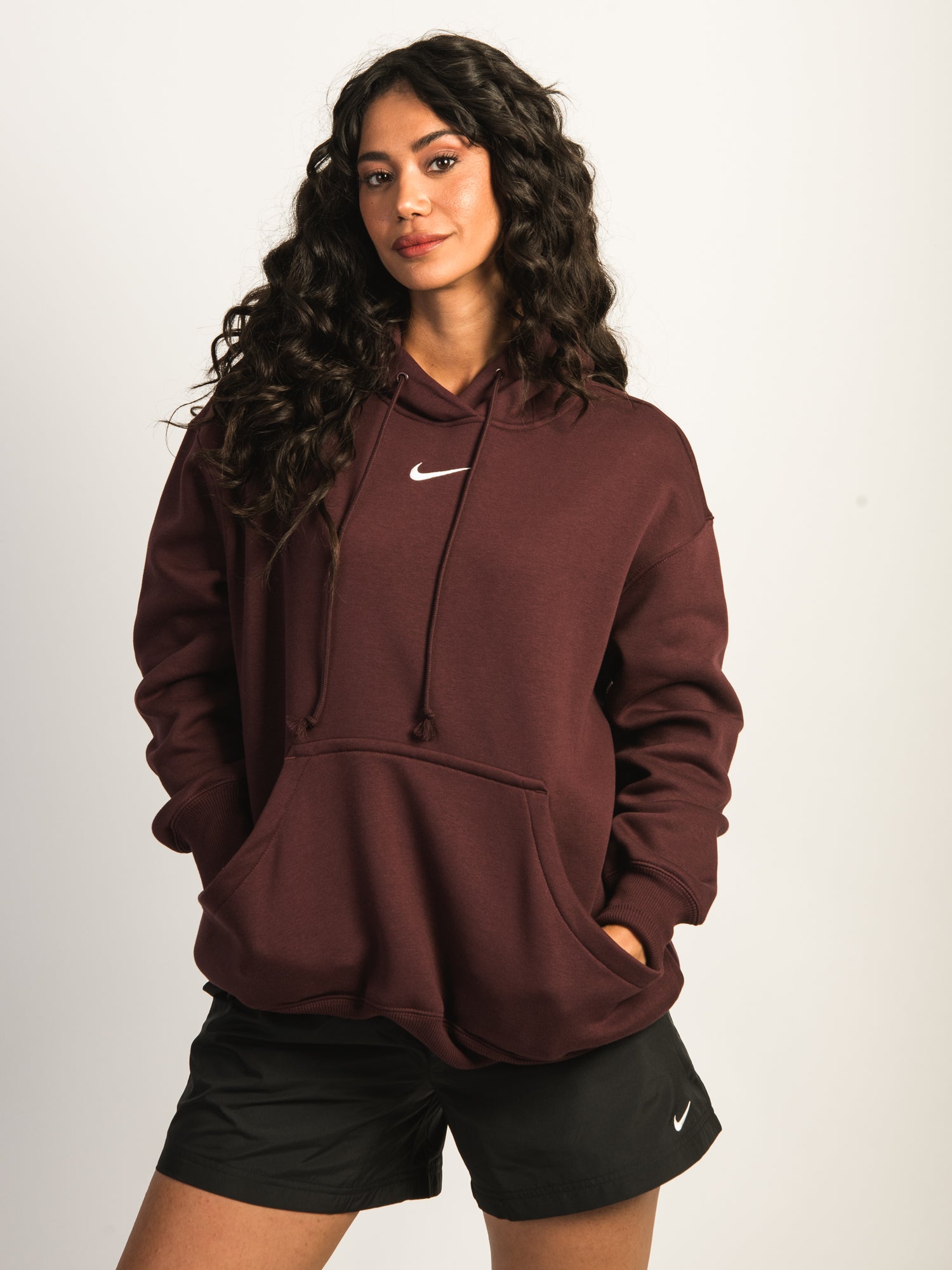 NIKE SPORTSWEAR PHOENIX FLEECE OVERSIZED HOODIE - BURGUNDY