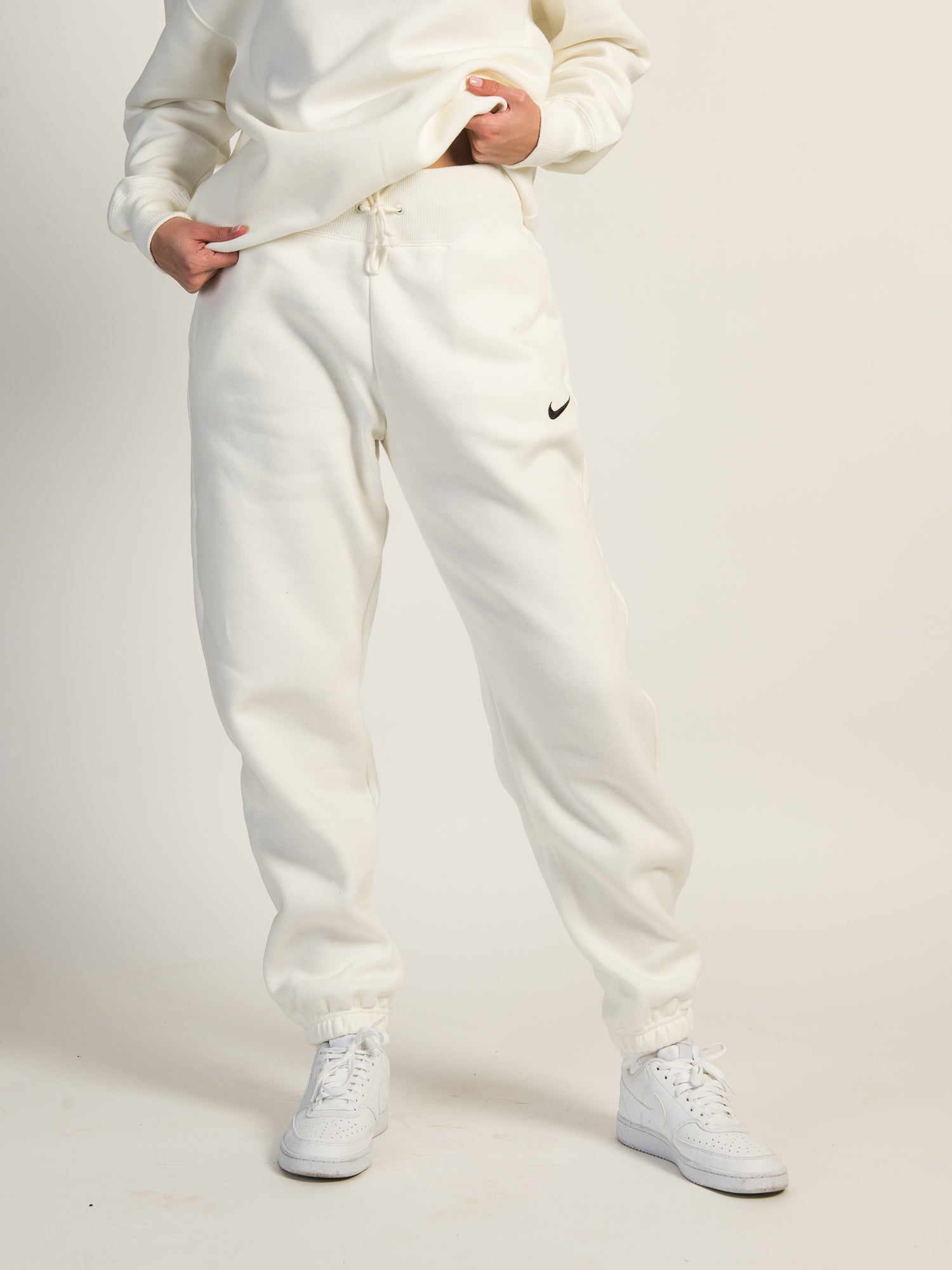 Nike Sportswear Women's Phoenix Fleece High-Waisted Oversized Sweatpants  Diffused Taupe / Sail