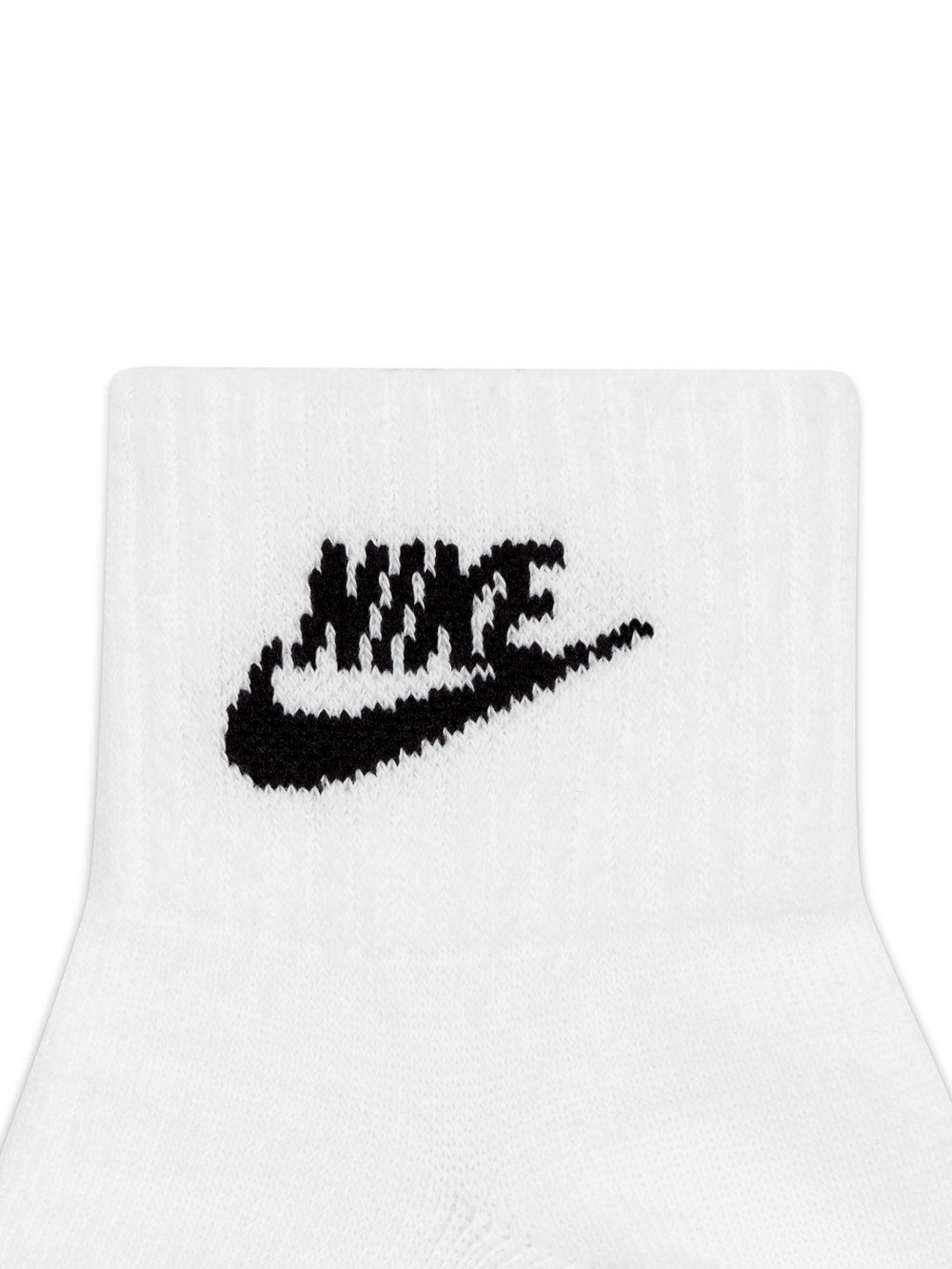 NIKE EVERY DAY ESSENTIALS ANKLE SOCKS 3 PACK