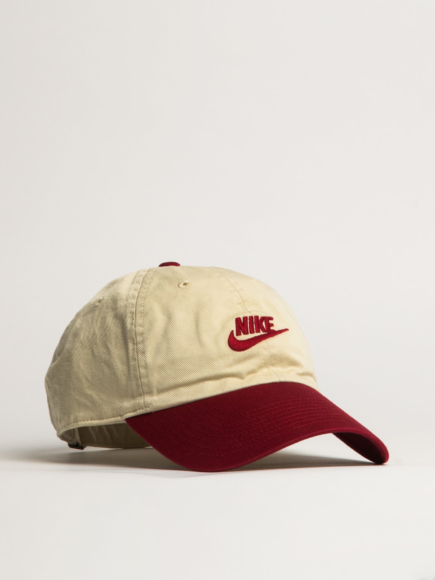 NIKE FUTURA CLUB CAP