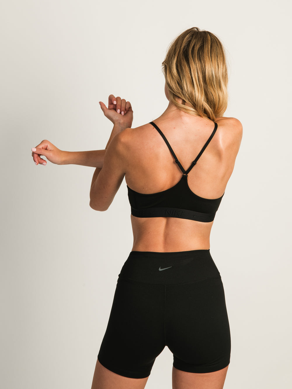 SOUTIEN-GORGE DE SPORT NIKE INDY À MAINTIEN LÉGER