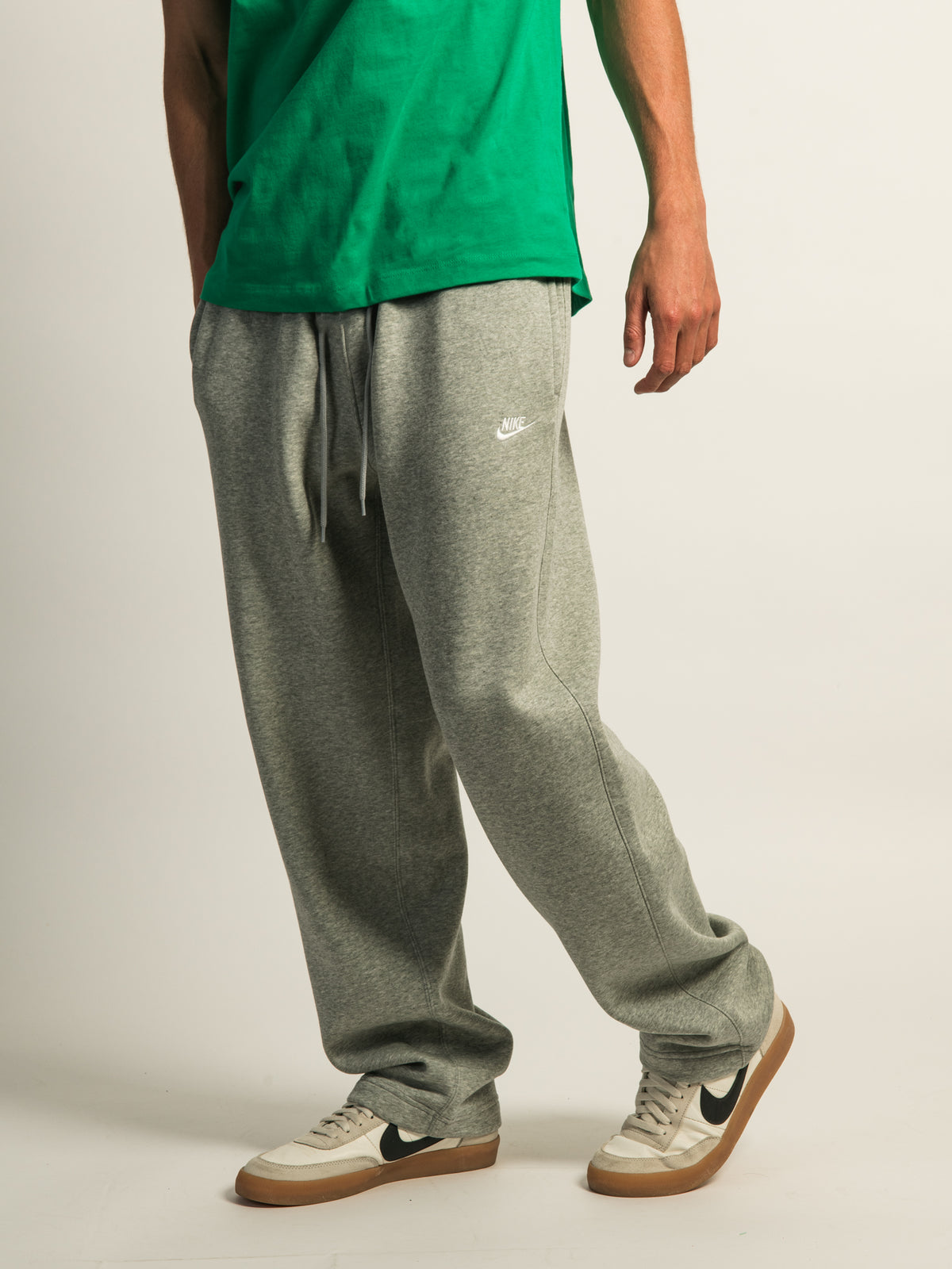 NIKE SPORTSWEAR CLUB OPEN HEM PANT
