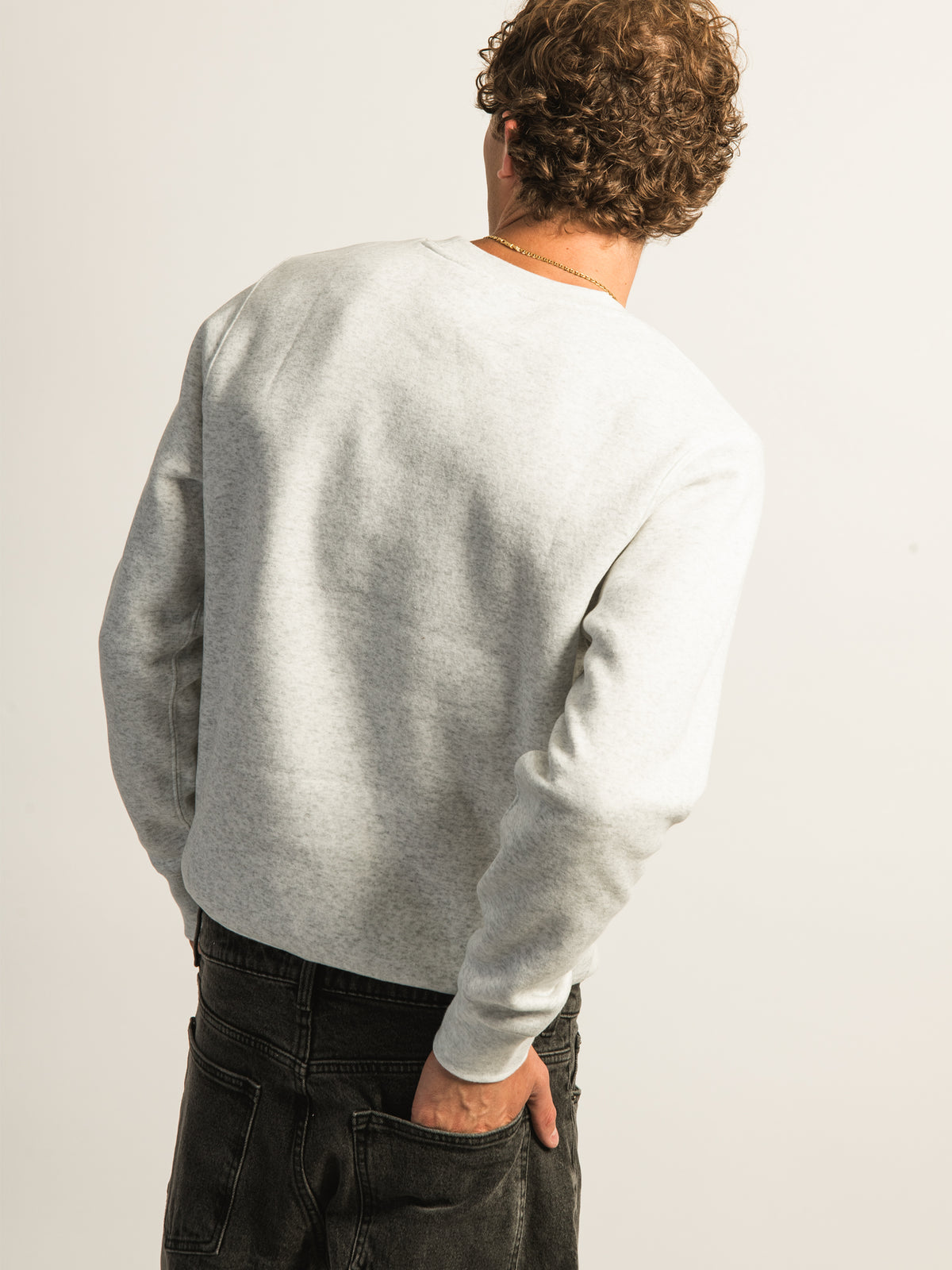 NIKE SPORTSWEAR CLUB CREW NECK - BIRCH