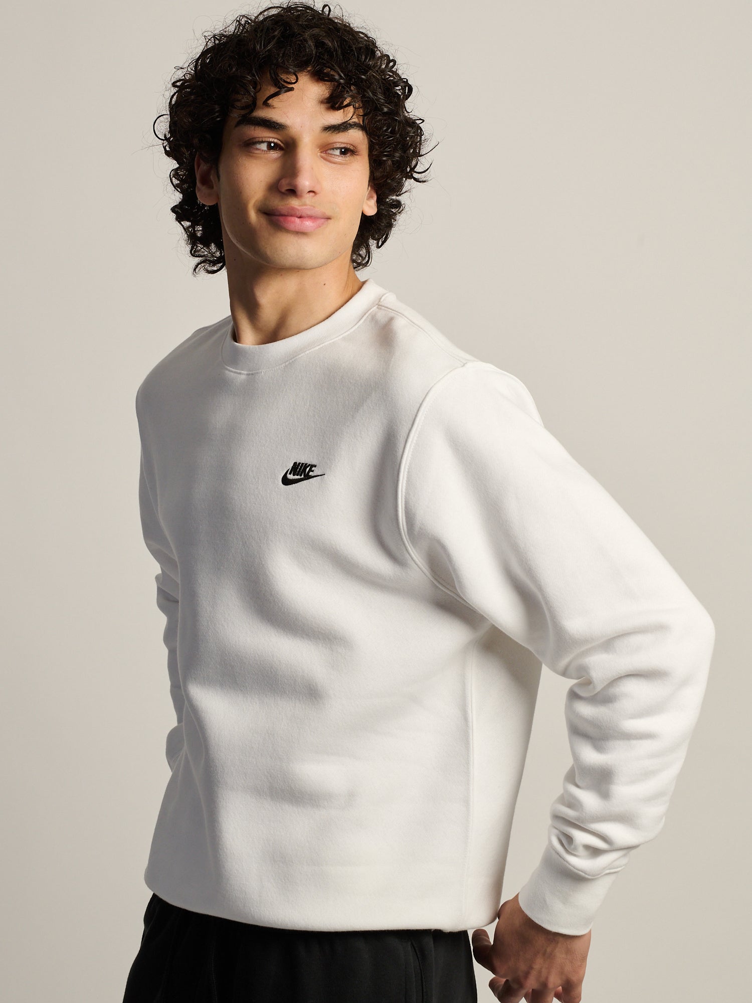 NIKE SPORTWEAR CLUB CREW - WHITE