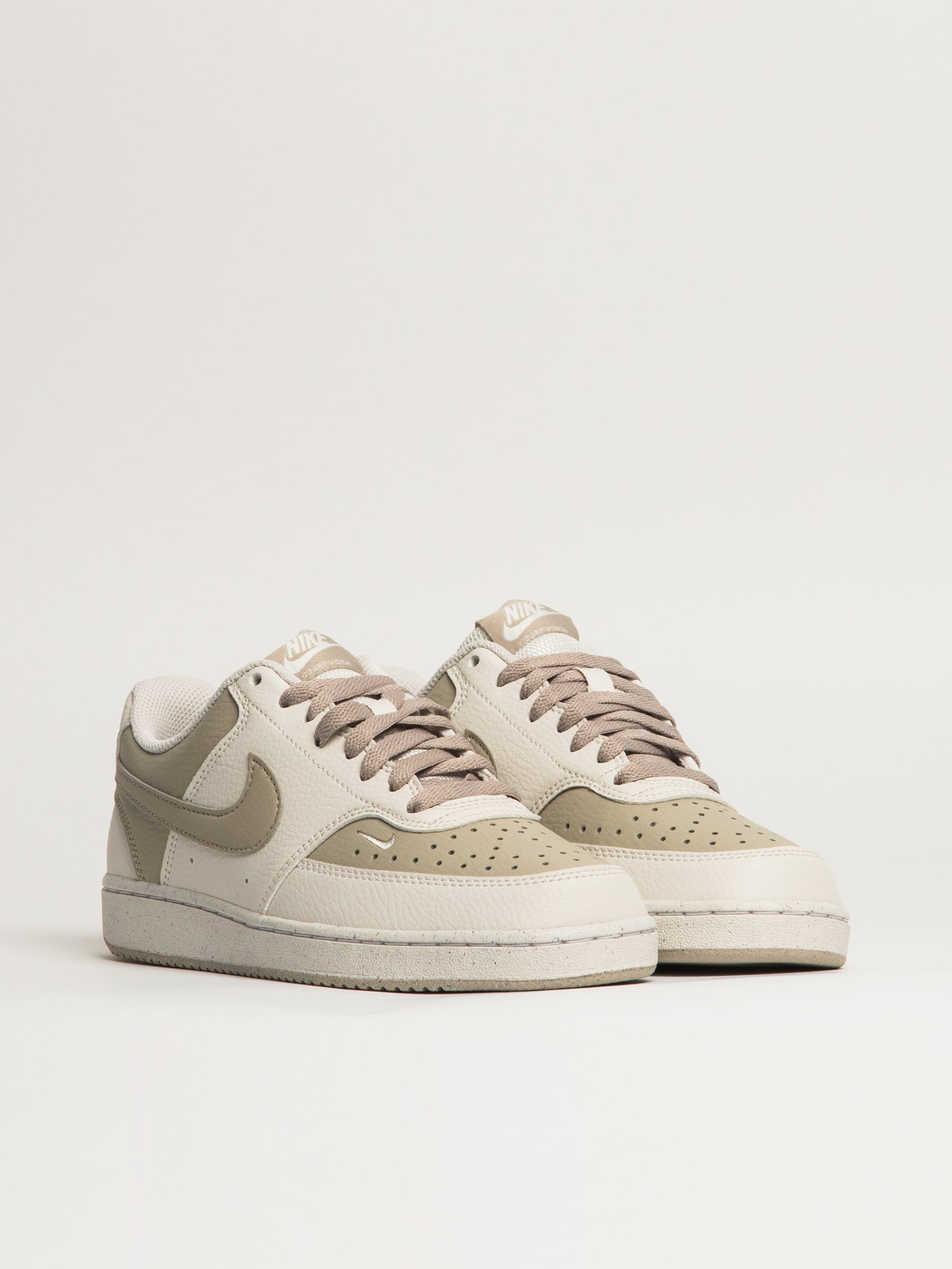 NIKE COURT VISION LOW NXT NATURE SNEAKER - CREAM