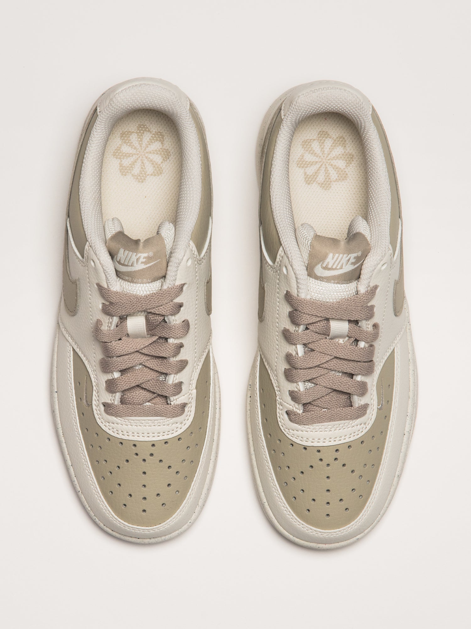 NIKE COURT VISION LOW NXT NATURE SNEAKER - CREAM