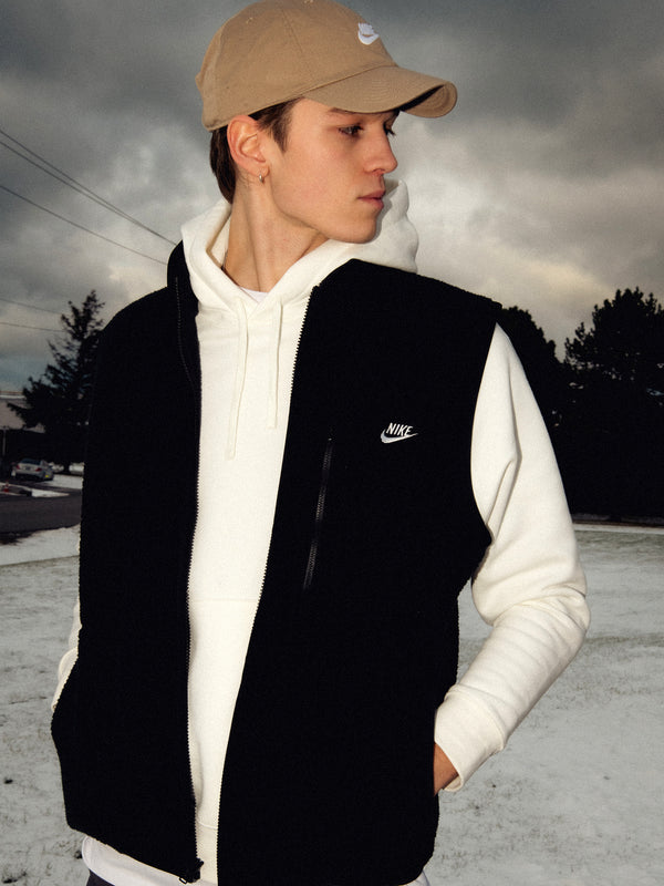 NIKE CLUB WINTER VEST