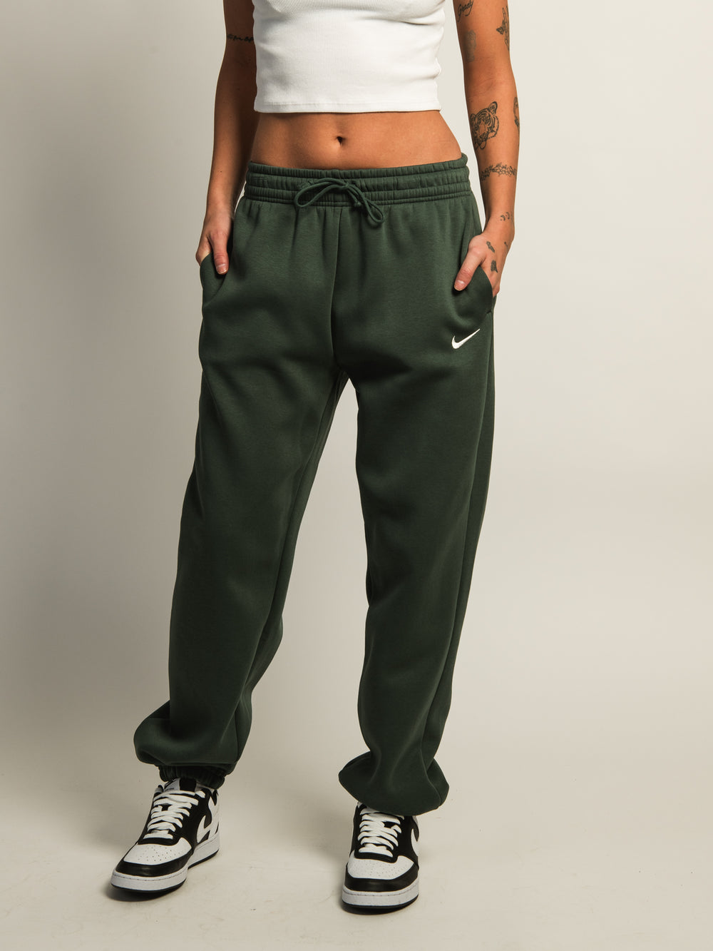 Nike Apparel Women's Nike Sportswear Essential Fleece Jogger