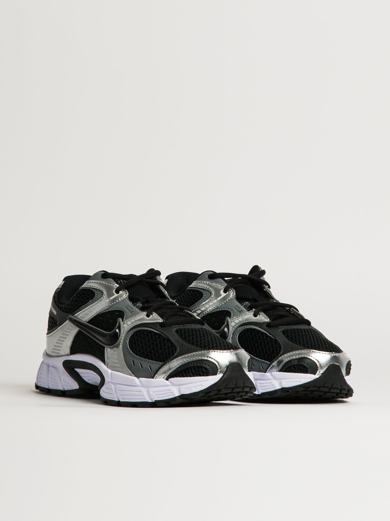 MENS NIKE V5 RNR SNEAKER - BLACK