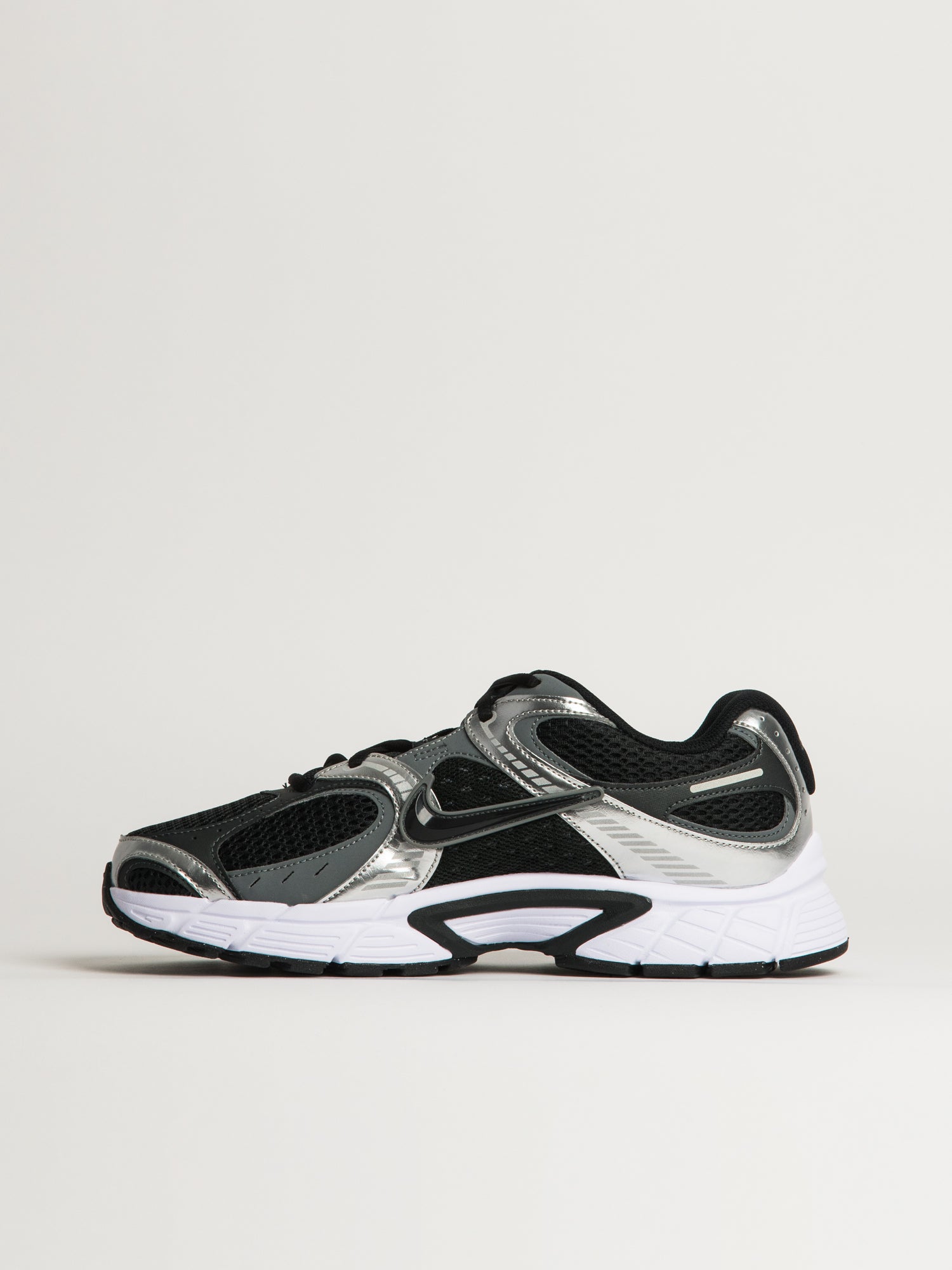 MENS NIKE V5 RNR SNEAKER - BLACK
