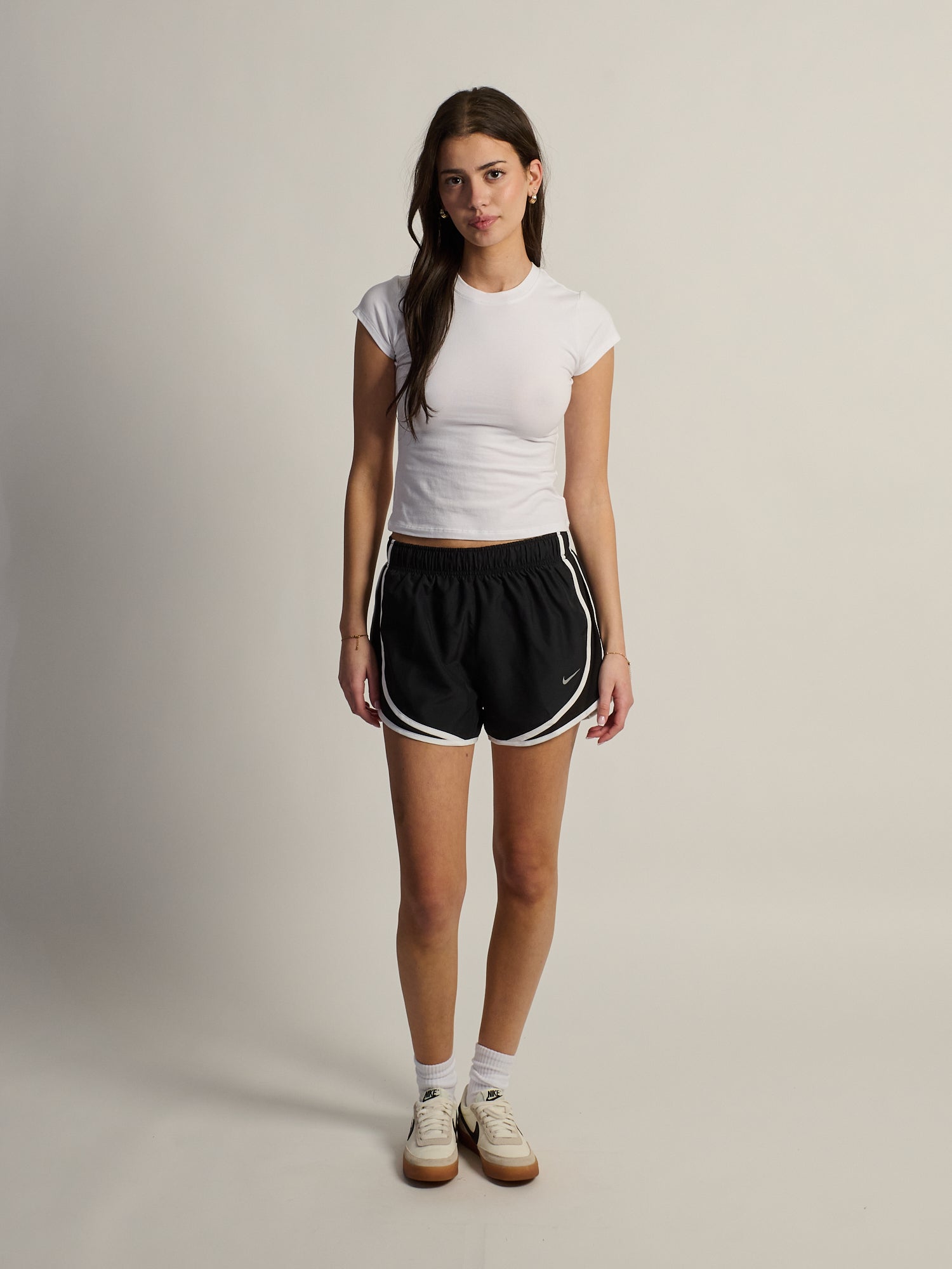 SHORT DE COURSE NIKE TEMPO DF MID RISE 3IN