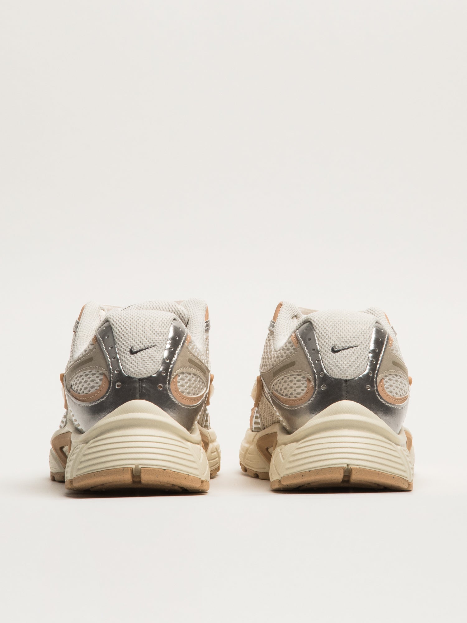 NIKE BASKETS V5 RNR - BEIGE