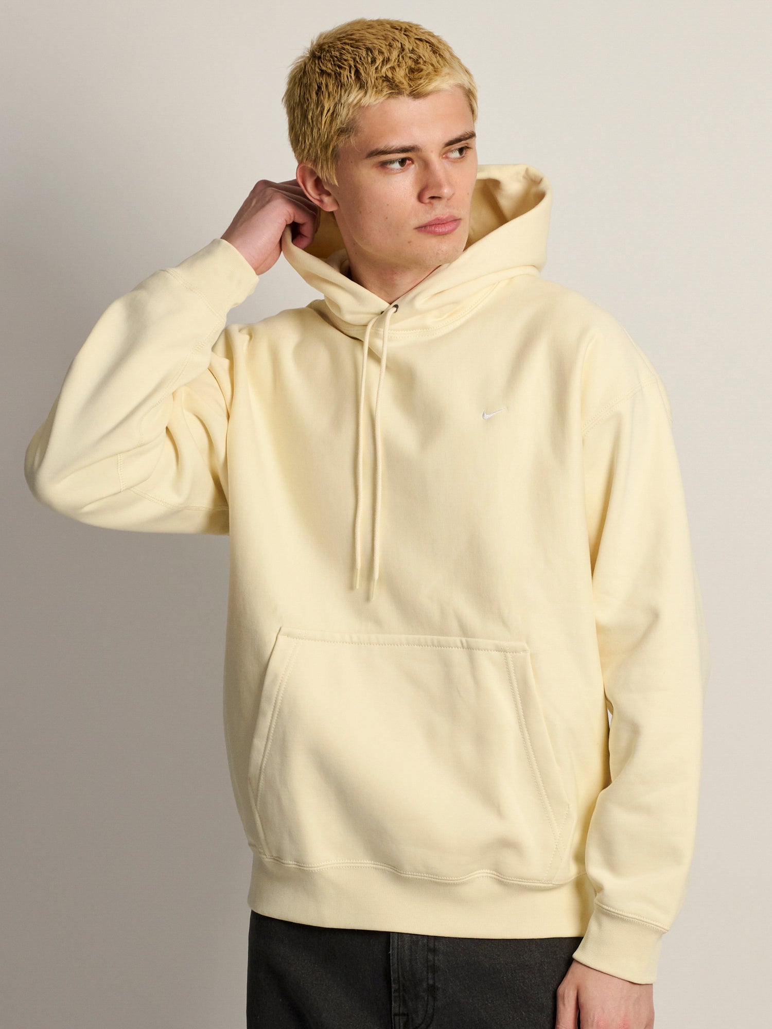 NIKE SWOOSH RELAXED HODDIE - COCONUT