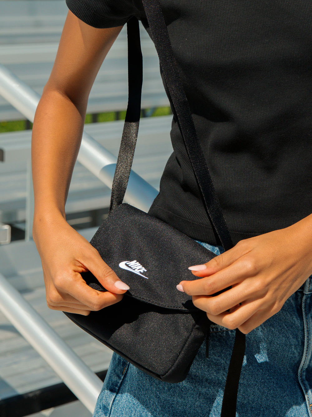NIKE HERITAGE MAG CROSSBODY - BLACK