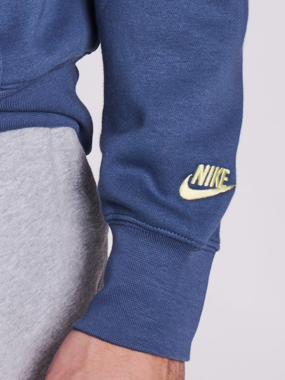 NIKE CHENILLE LOGO HOODIE