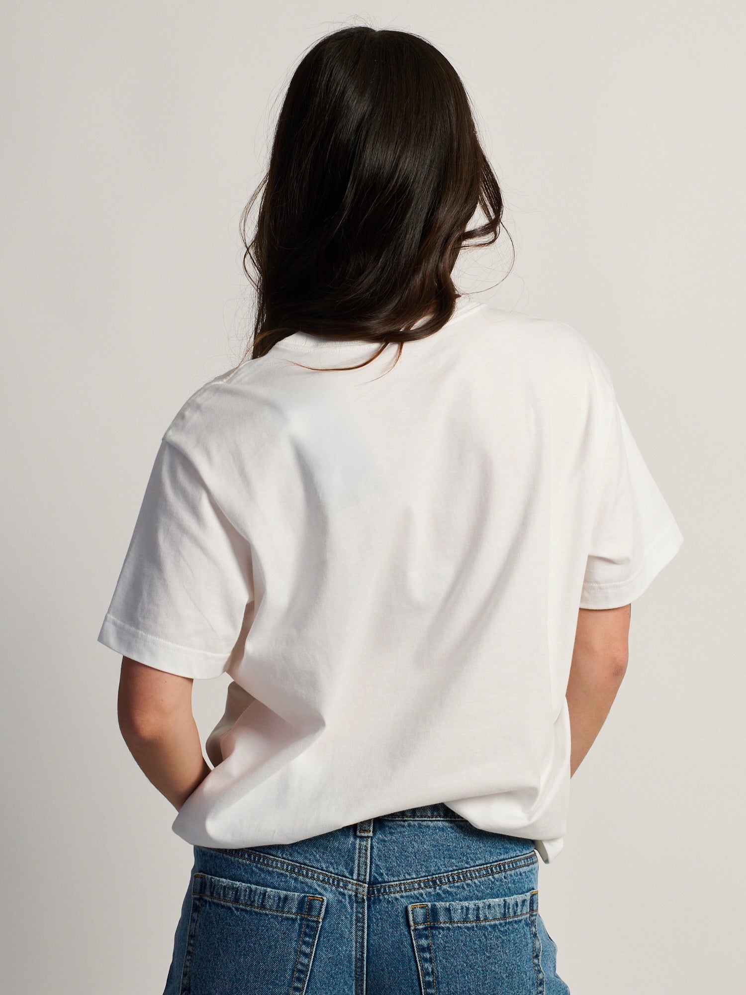 NIKE SPORTSWEAR CLASSIC T-SHIRT - WHITE/BLACK