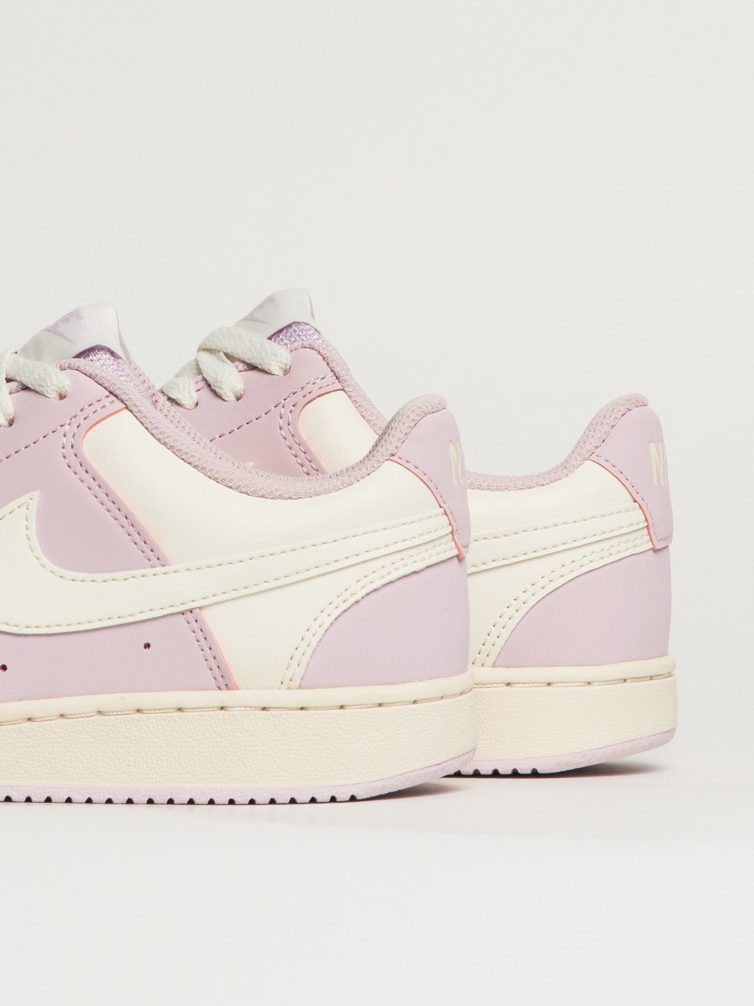 SNEAKER NIKE COURT VISION BASSE - LILAS