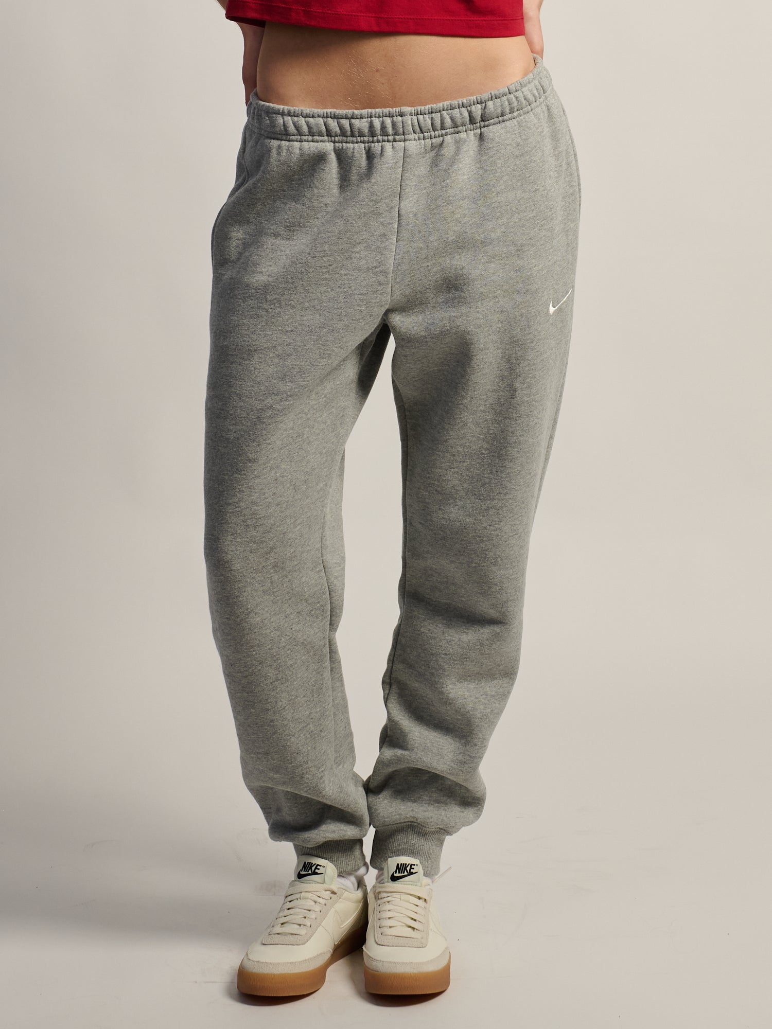 PANTALON NIKE STUDIO EN MOLLETON À TAILLE MI-HAUTE - GRIS FONCÉ