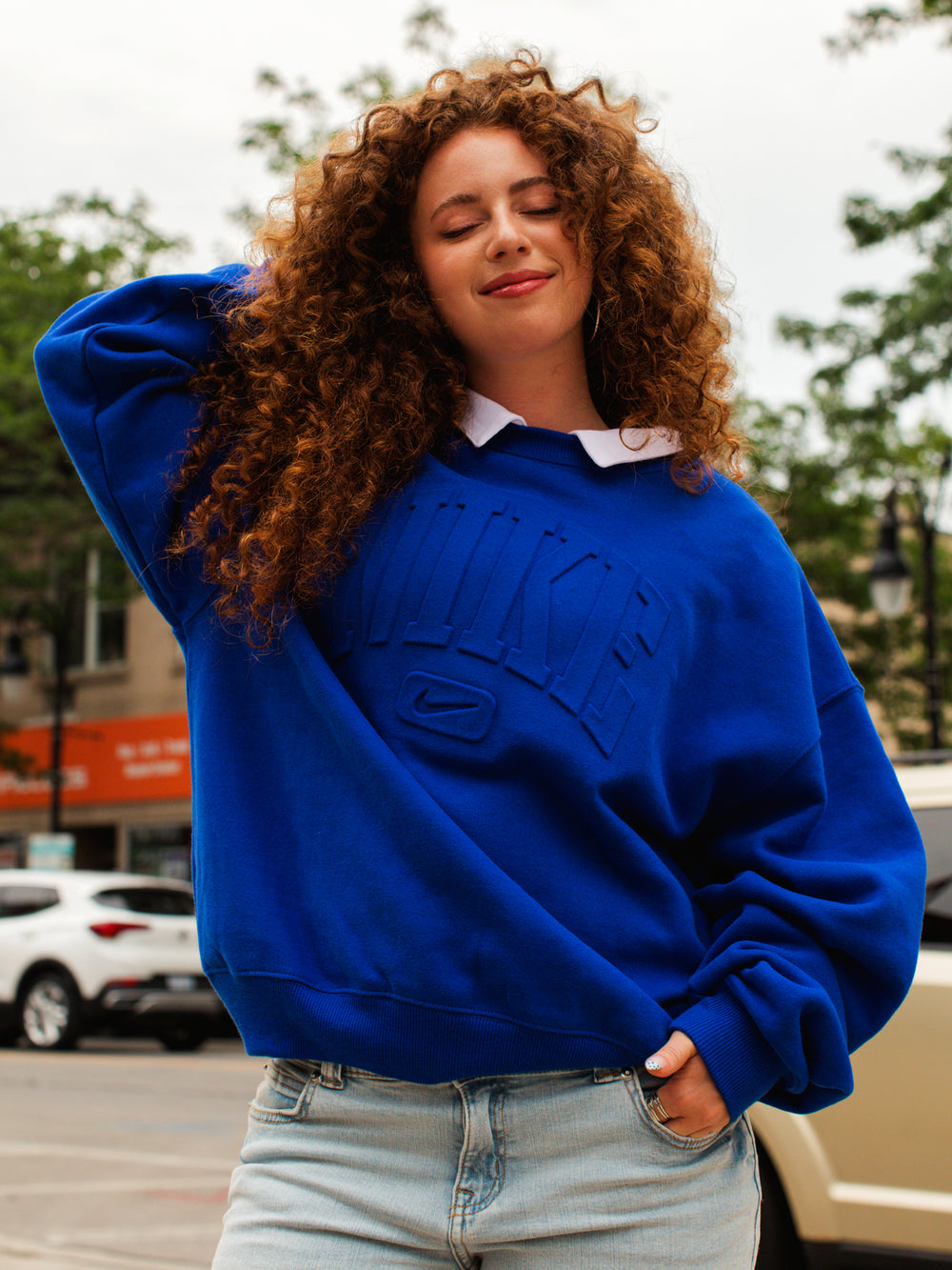 NIKE OVERSIZED CREWNECK SWEATSHIRT