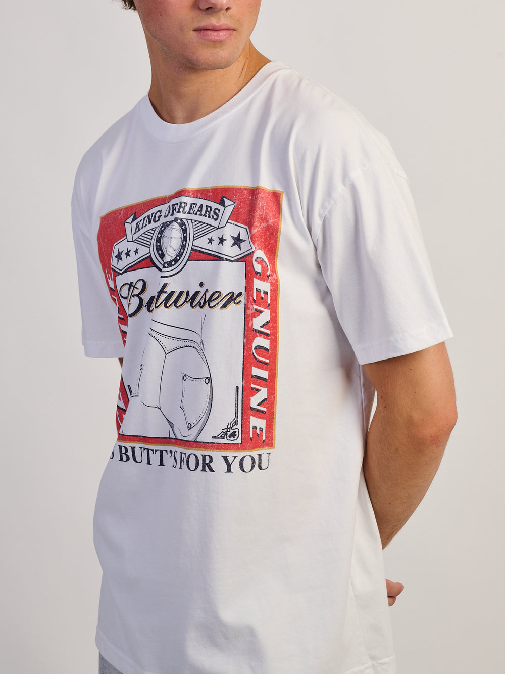 BUTTWEISER T-SHIRT