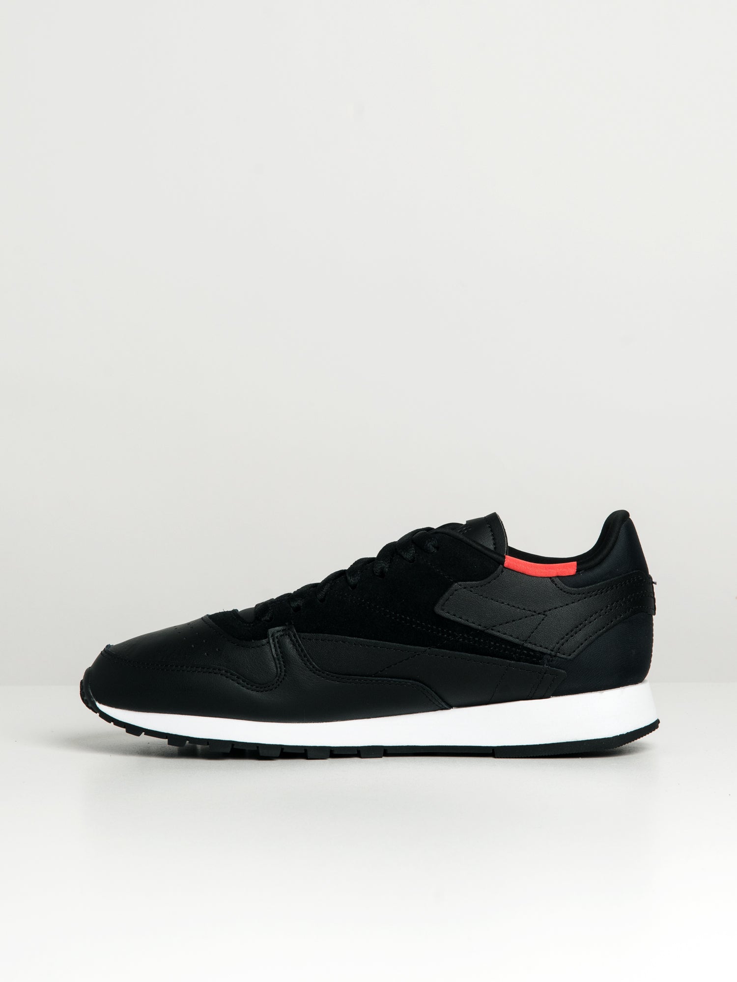 Mens black reebok clearance classic trainers