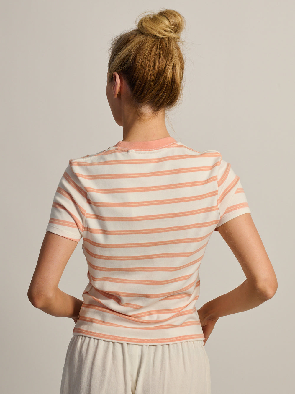RIP CURL HALF MOON BAY FITTED TEE