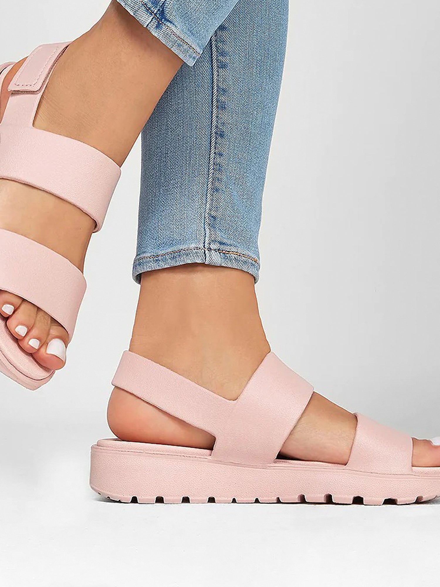 Skechers wedge hot sale sandals canada