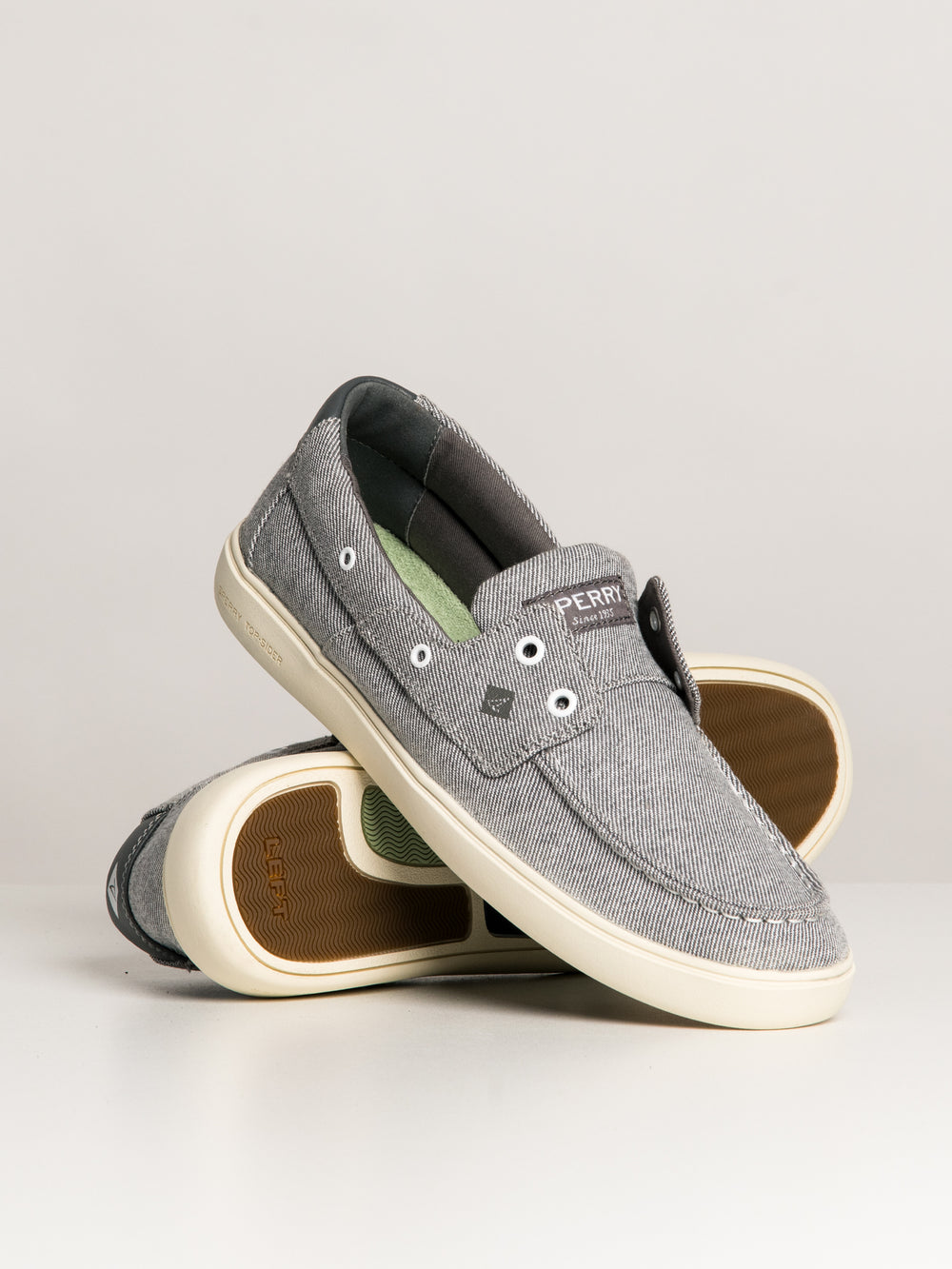 MENS SPERRY OUTER BANKS 2-EYE BOAT SHOE - CLEARANCE