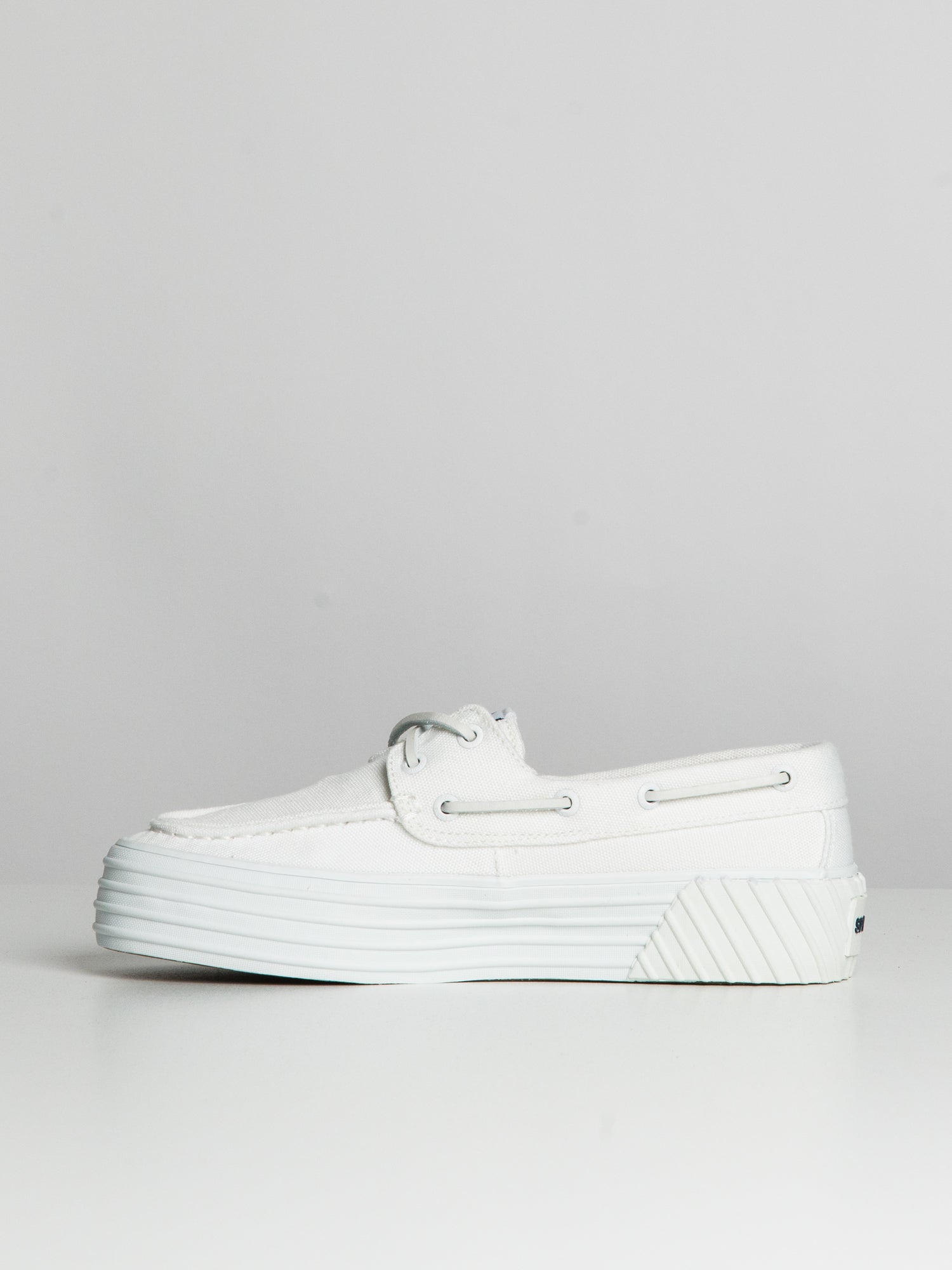 Platform boat clearance shoes