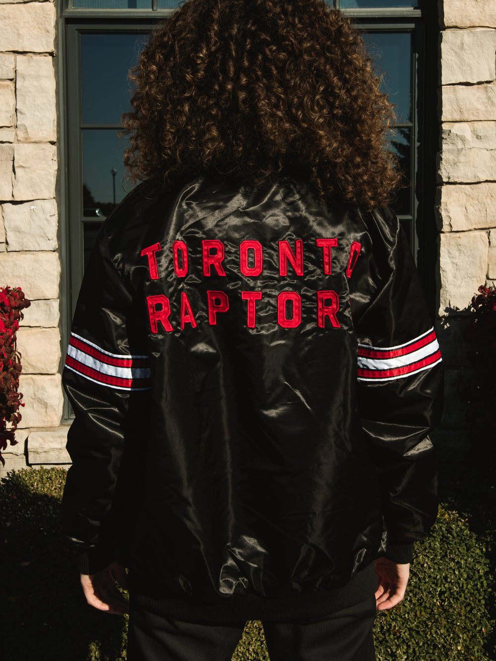 STARTER PICK & ROLL SATIN JACKET - TORONTO RAPTORS - CLEARANCE