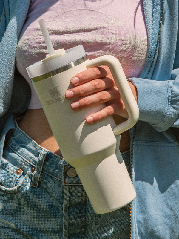 STANLEY QUENCHER 40oz TUMBLER - CREAM