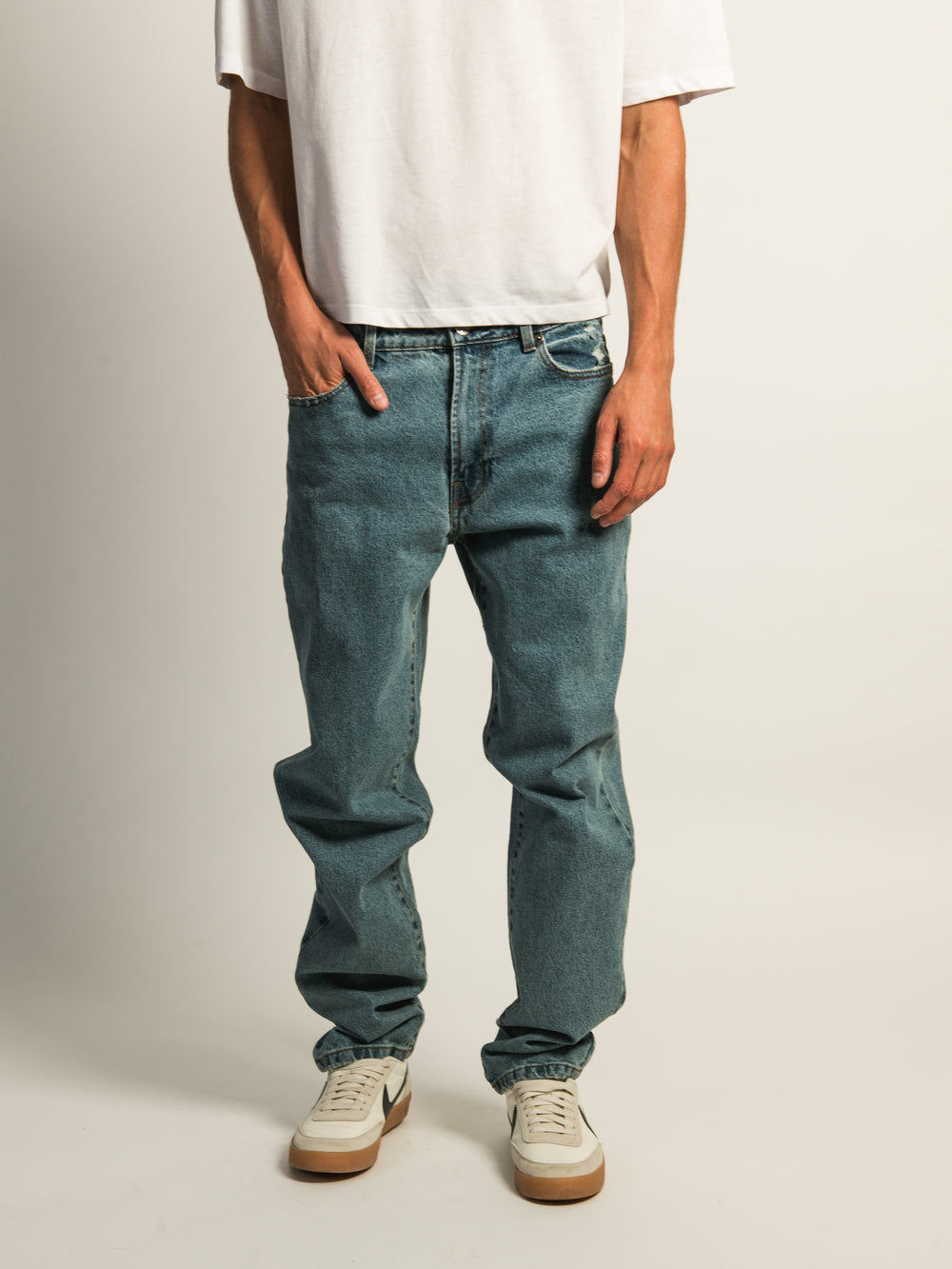 TAINTED LOOSE FIT DENIM - MID WASH