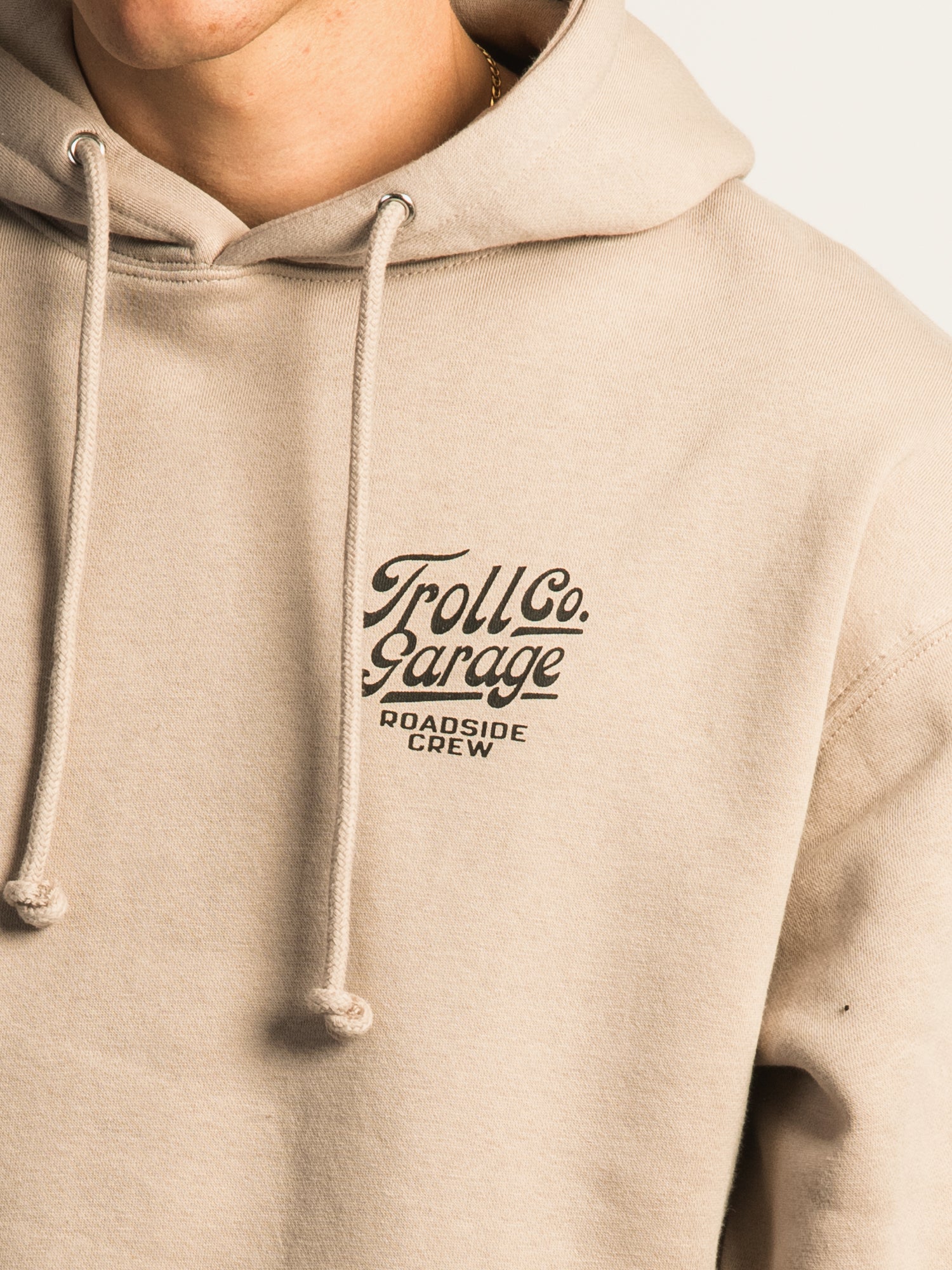 TROLL CO. ROADSIDE CREW PULL OVER HOODIE