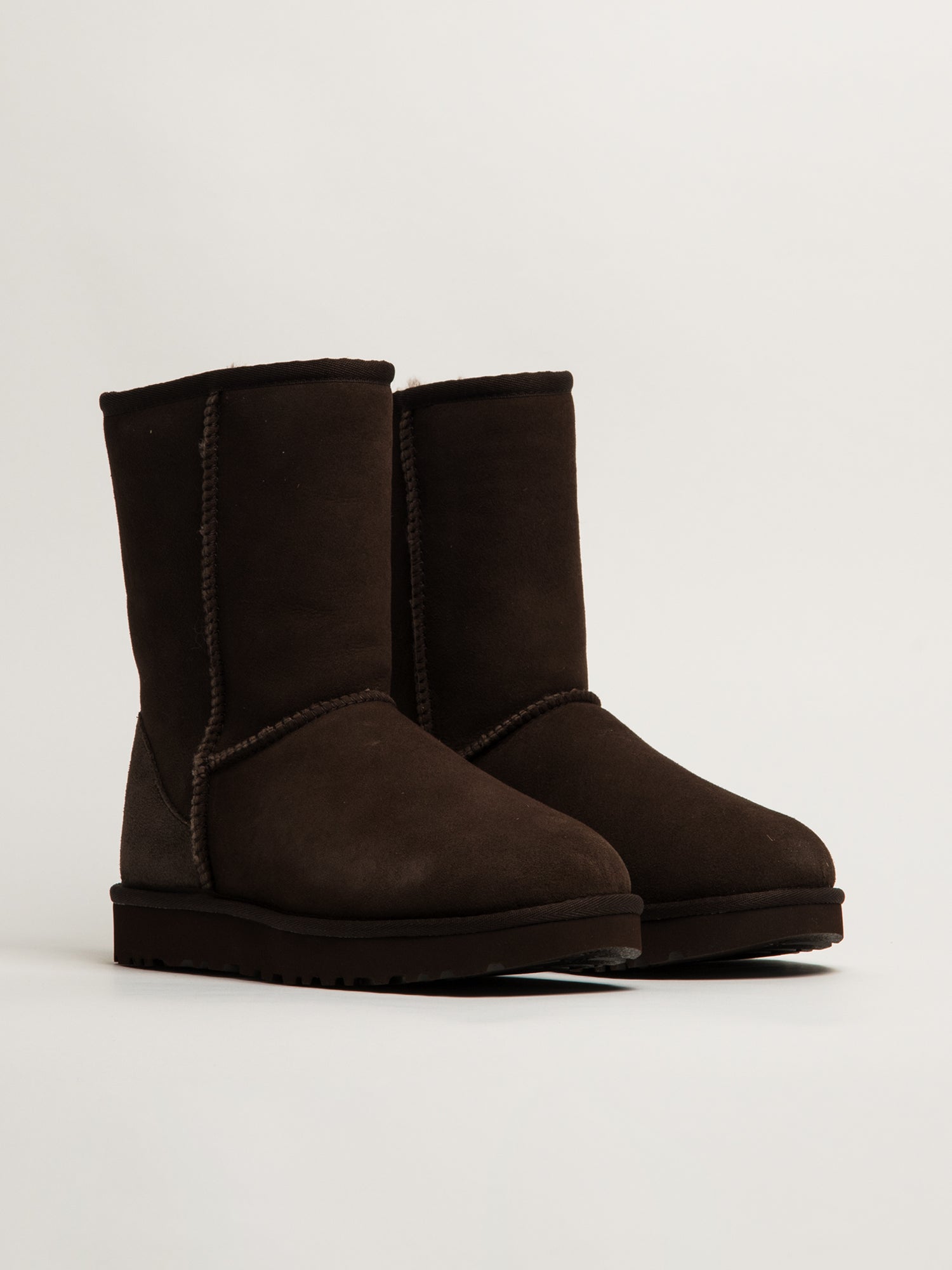BOTTE UGG CLASSIC SHORT II - CACAO
