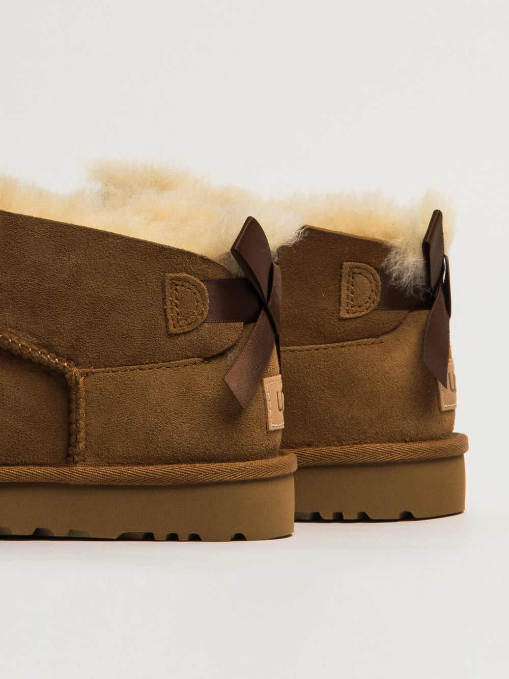 UGG ULTRA MINI BAILEY BOW BOOT - CHÂTAIGNE