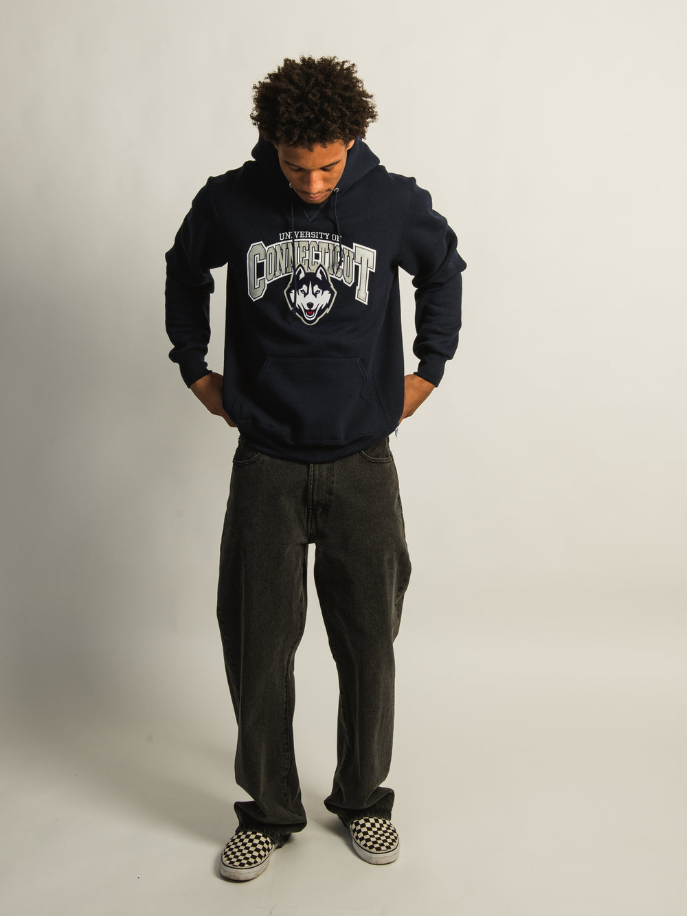 NCAA UCONN PULL OVER HOODIE