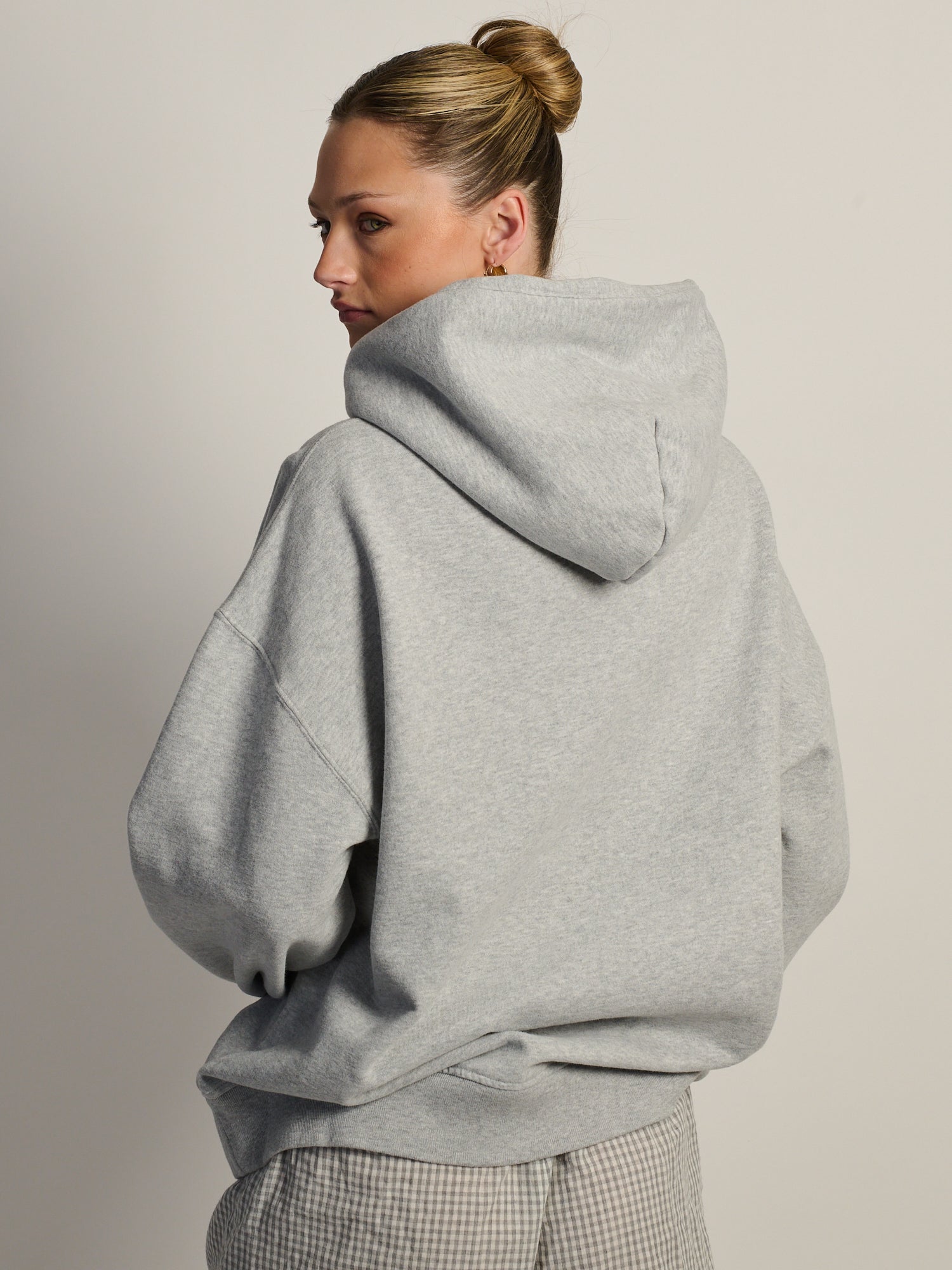 NORTH CAROLINA RELAXED CAMO LOGO HOODIE