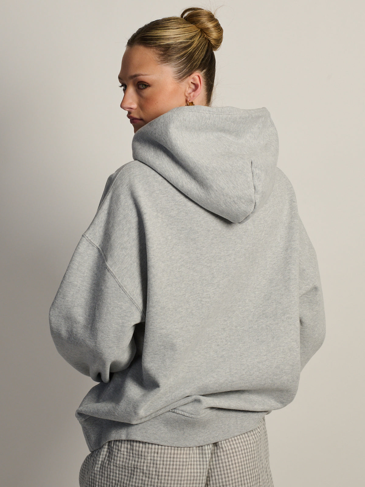 NORTH CAROLINA RELAXED CAMO LOGO HOODIE