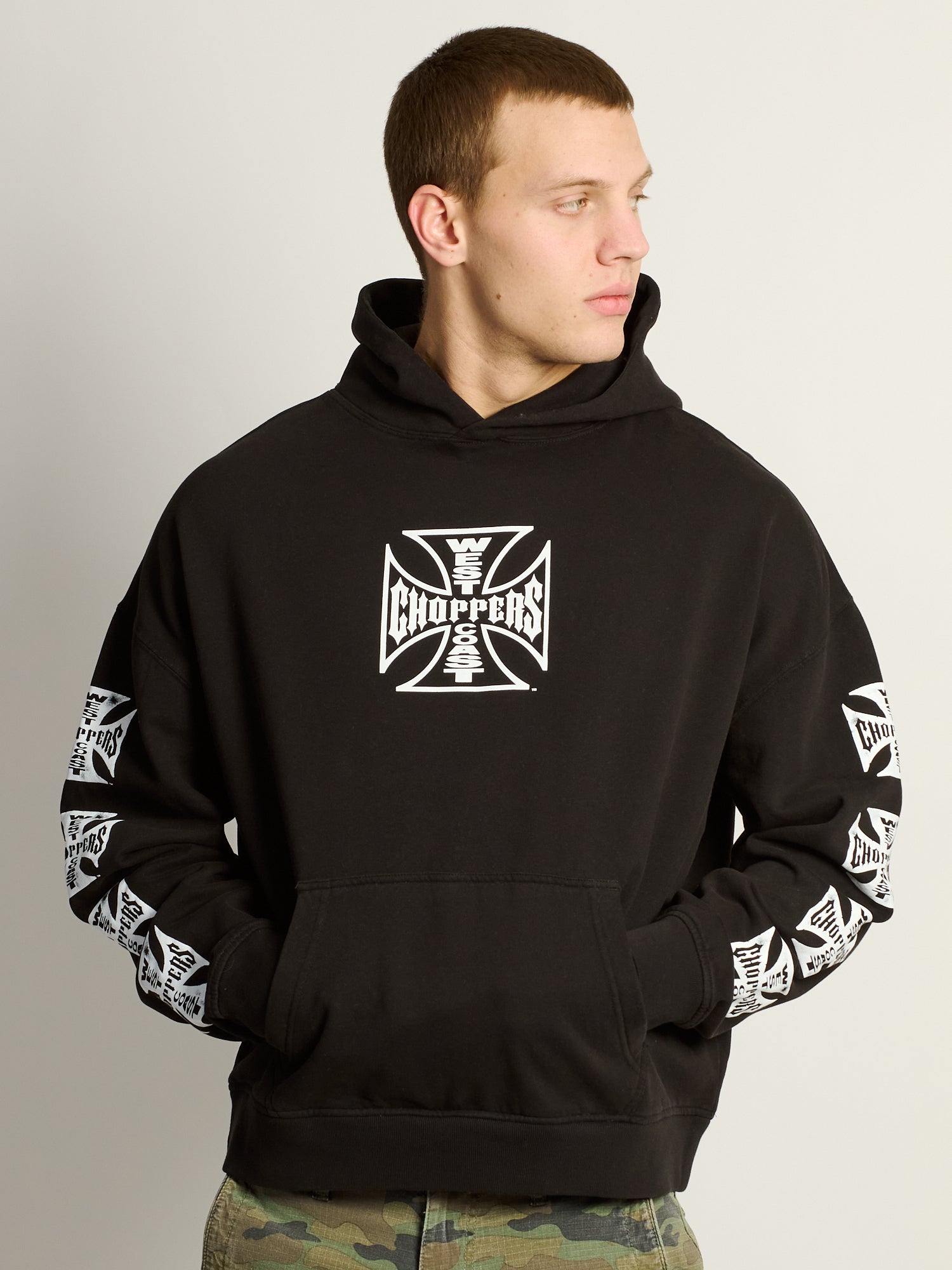 WEST COAST CROSS RELAXED PULL OVER HOODIE