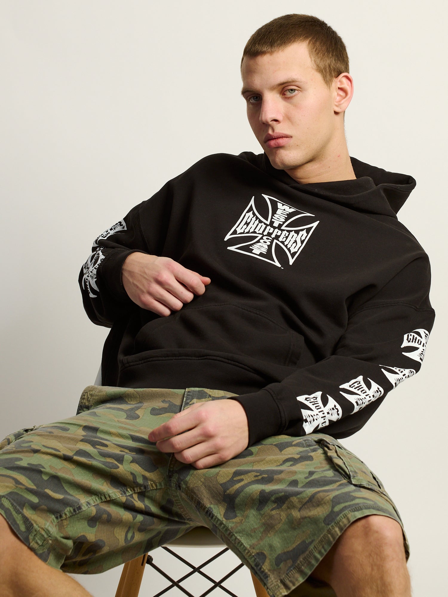 WEST COAST CROSS RELAXED PULL OVER HOODIE
