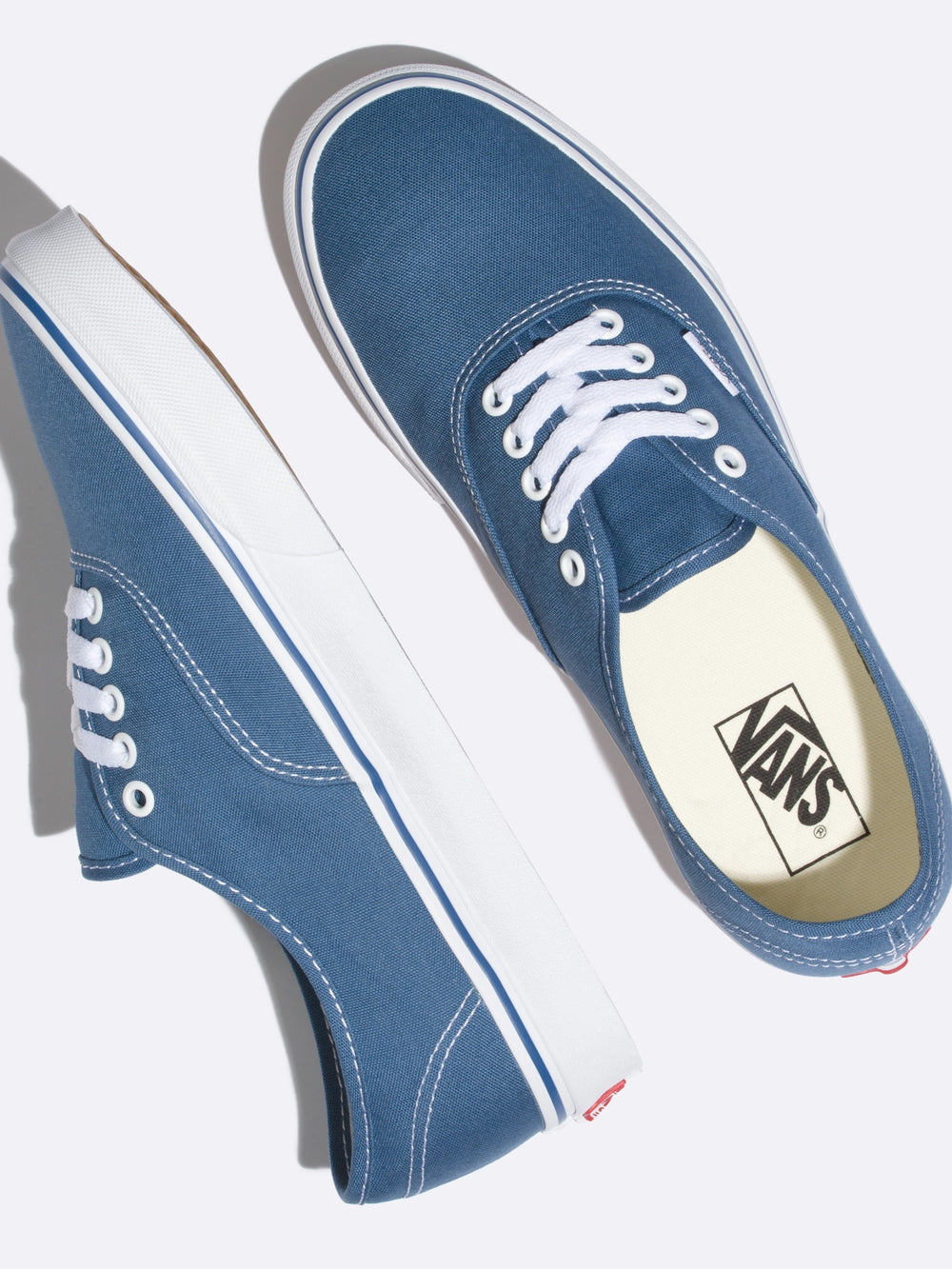 WOMENS VANS AUTHENTIC SNEAKER - CLEARANCE